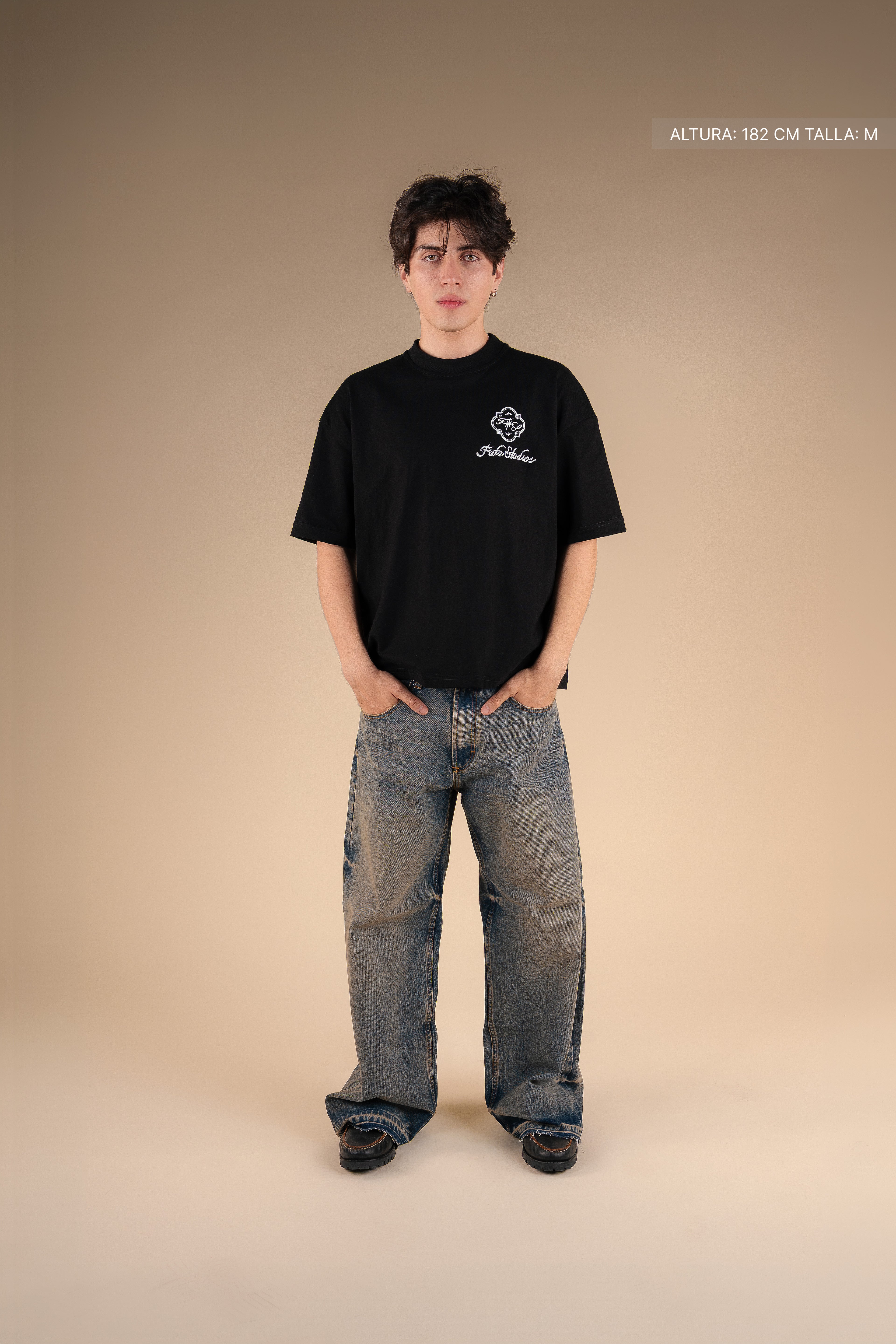 Villa View Tee Black