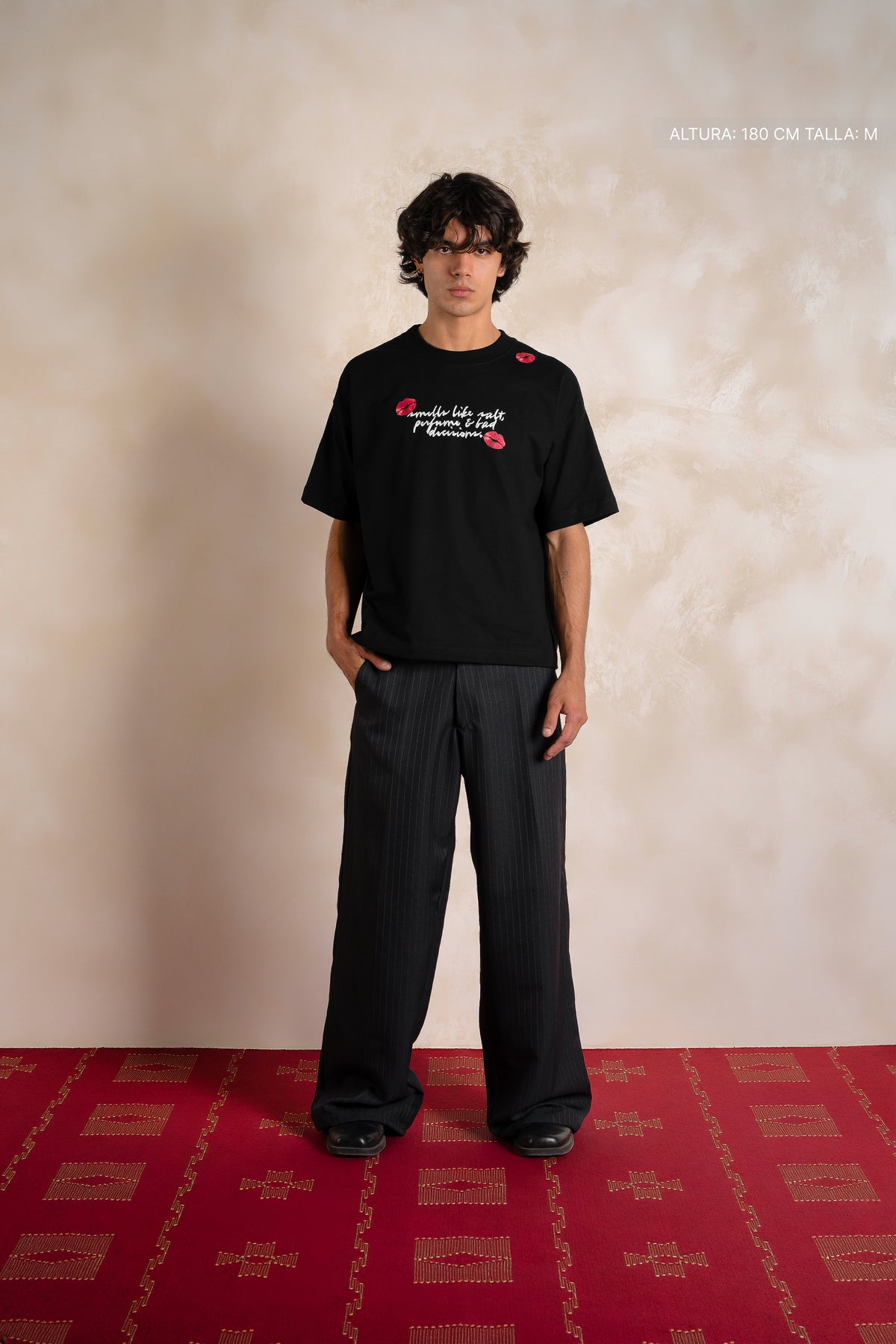 Midnight Kiss Tee Black