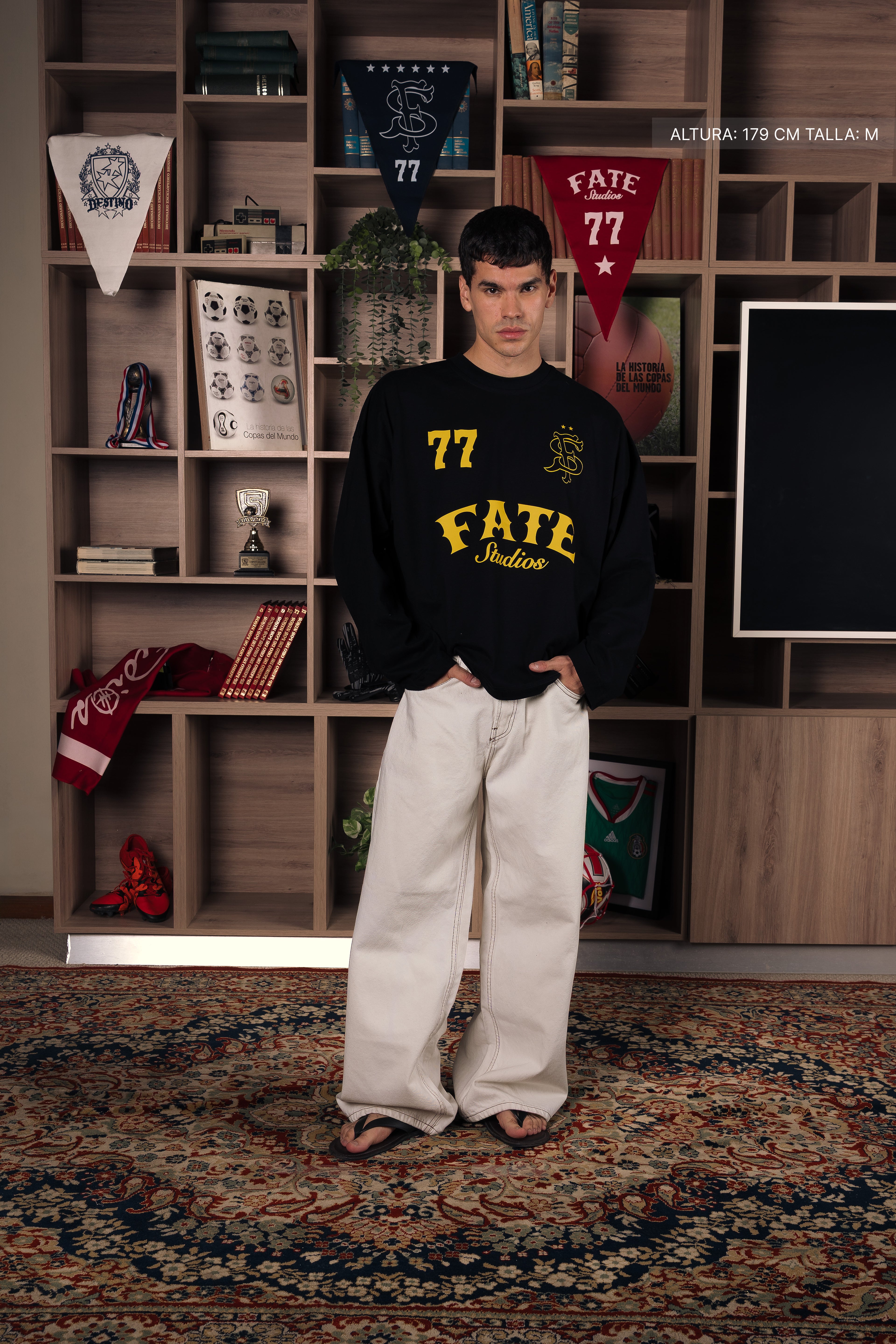 FS 77  Longsleeve Black