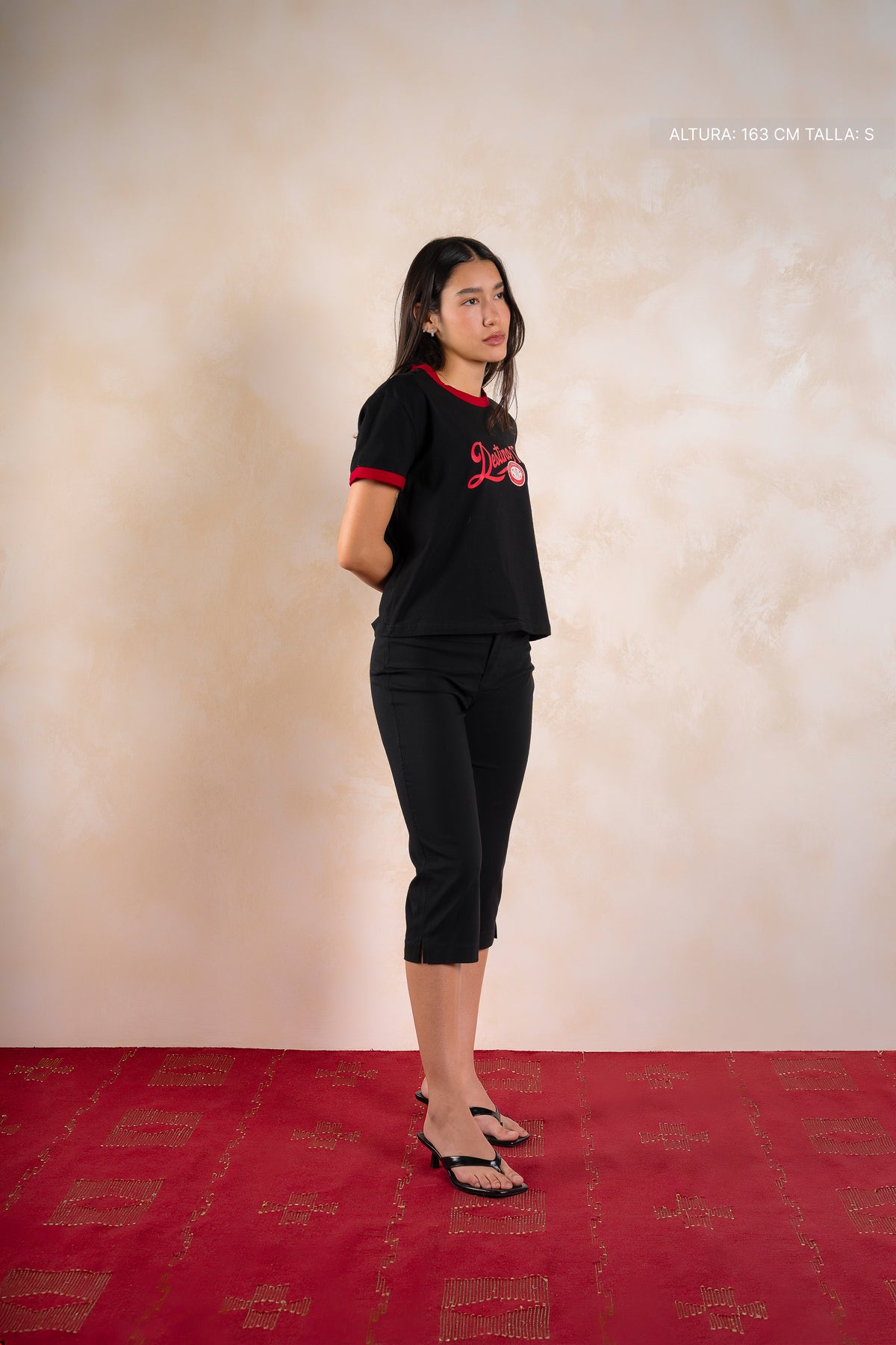 Destino 77 Muscle Tee Black