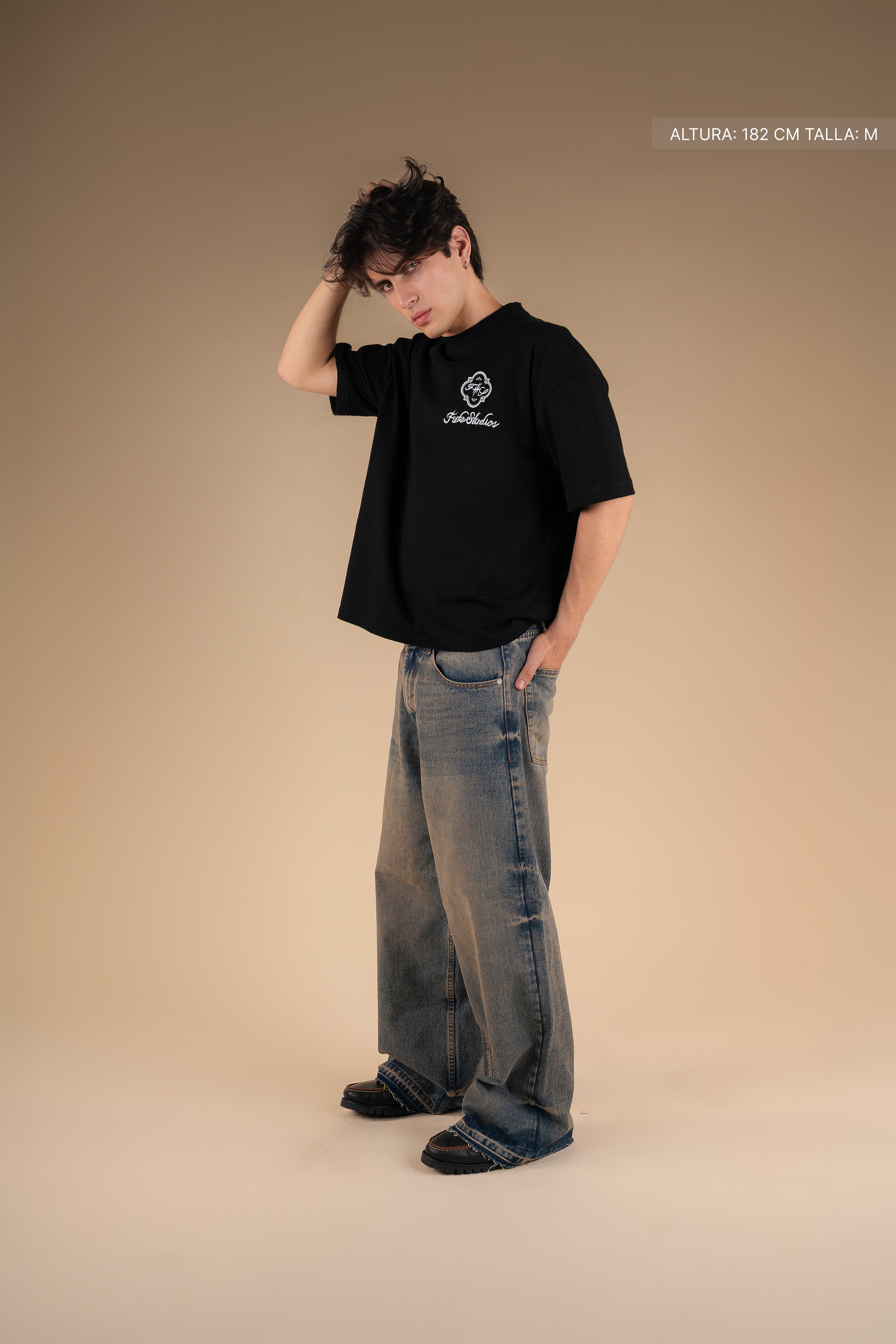 Villa View Tee Black