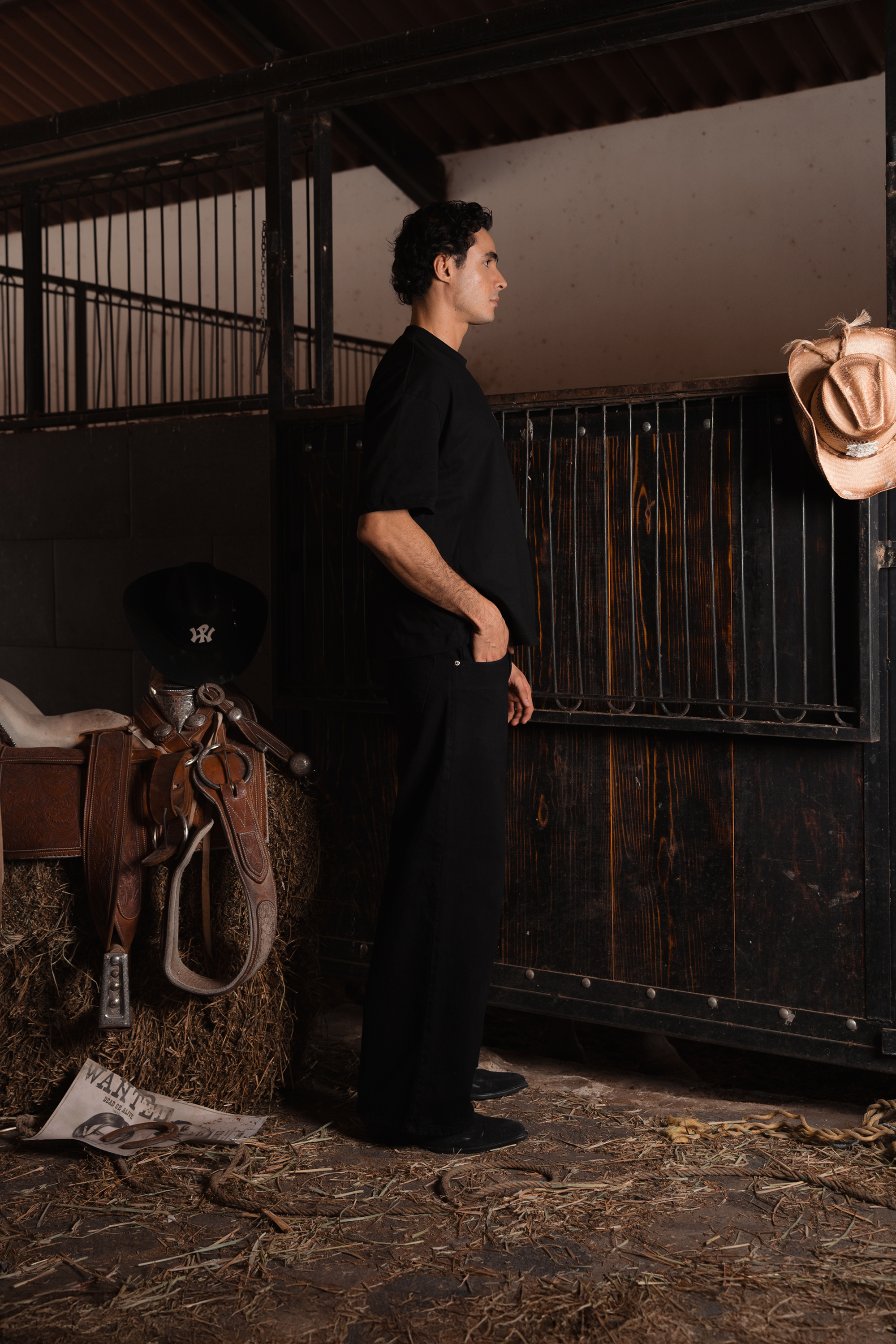 Long Horns Tee Black