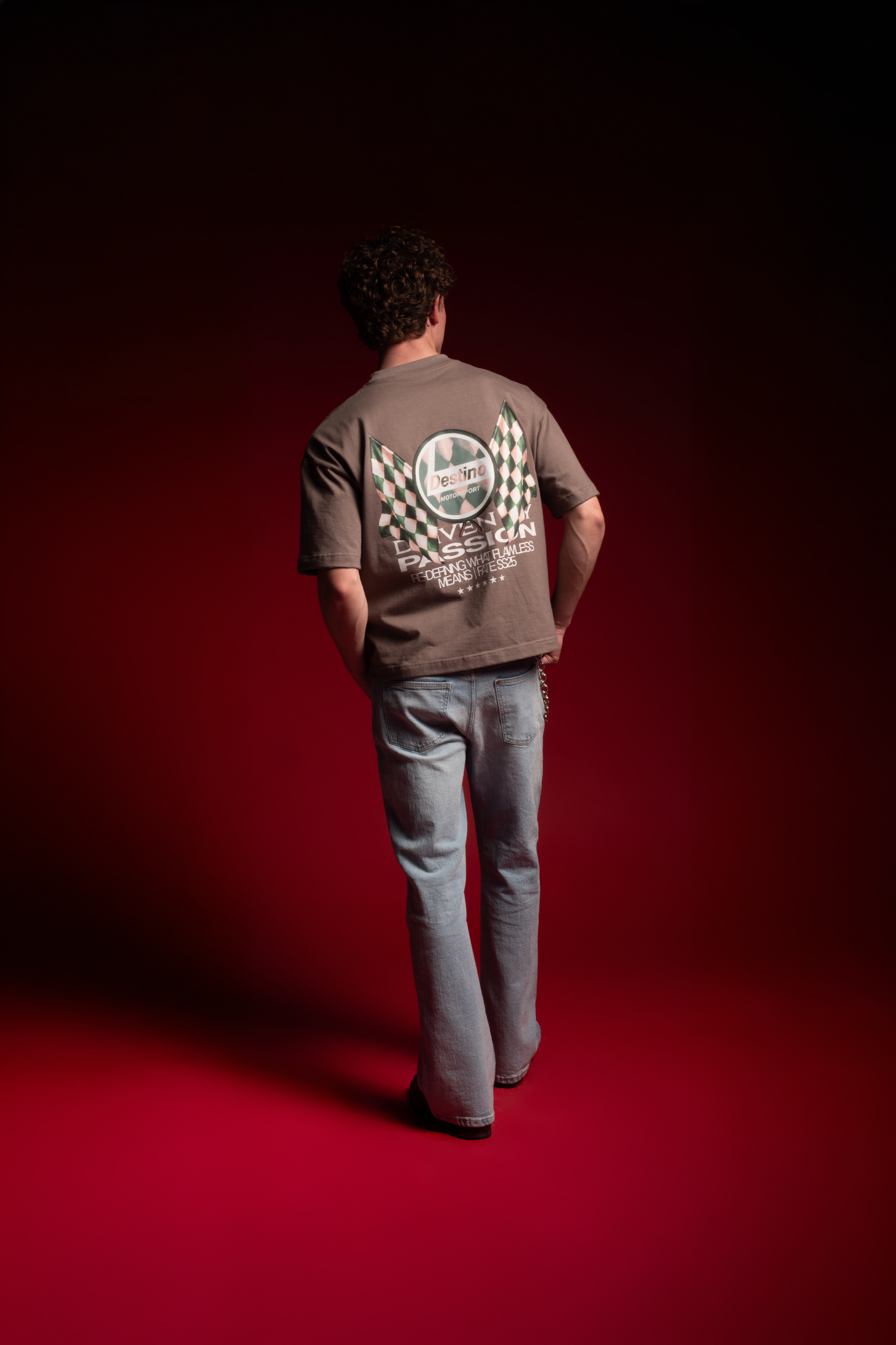 Winner Flags Tee Taupe