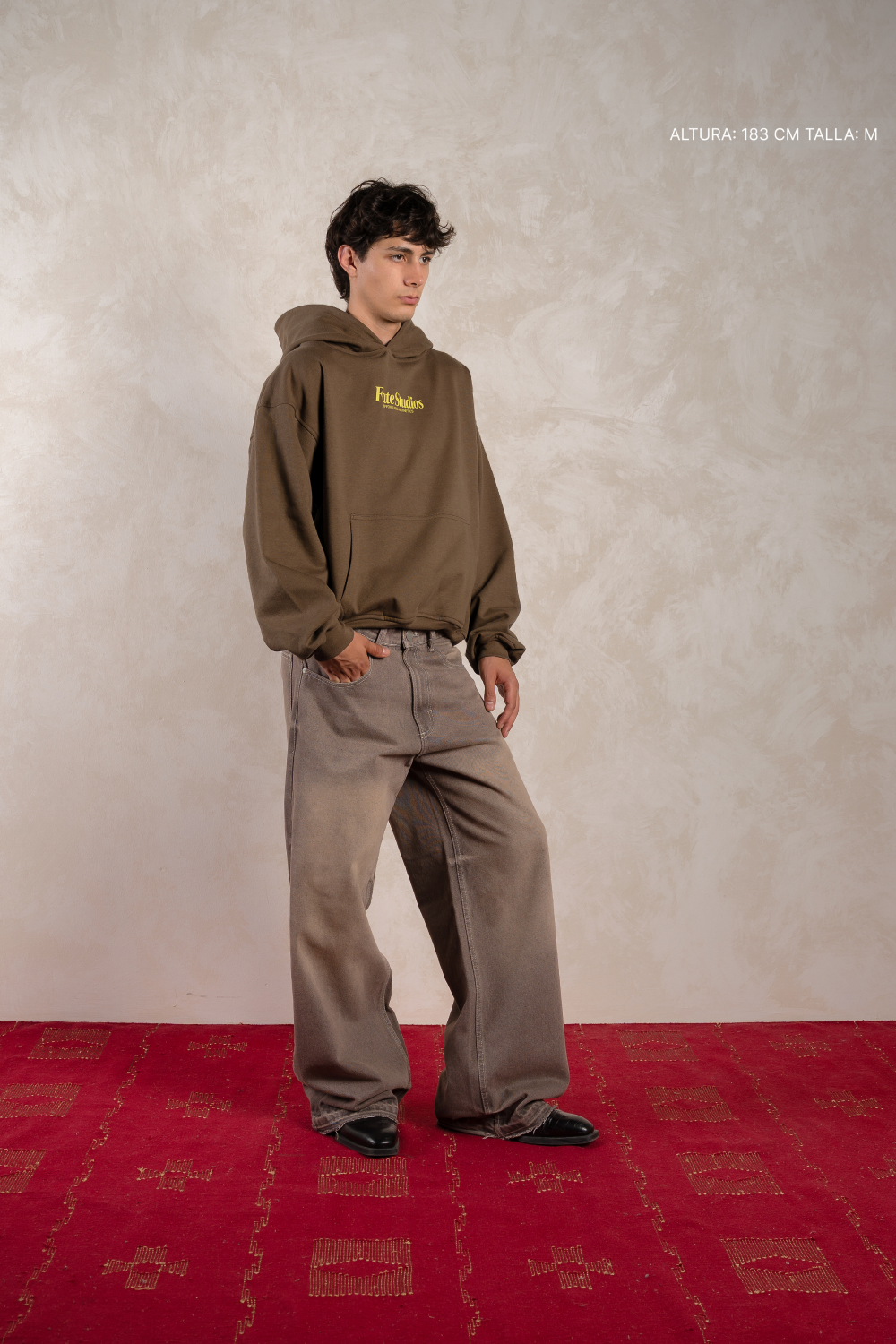 Bass Club Hoodie Mocha Brown — foto 3