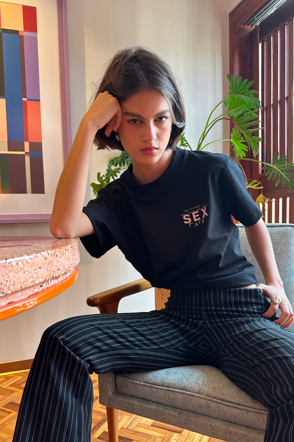 Clothes Lie Crop Tee Black