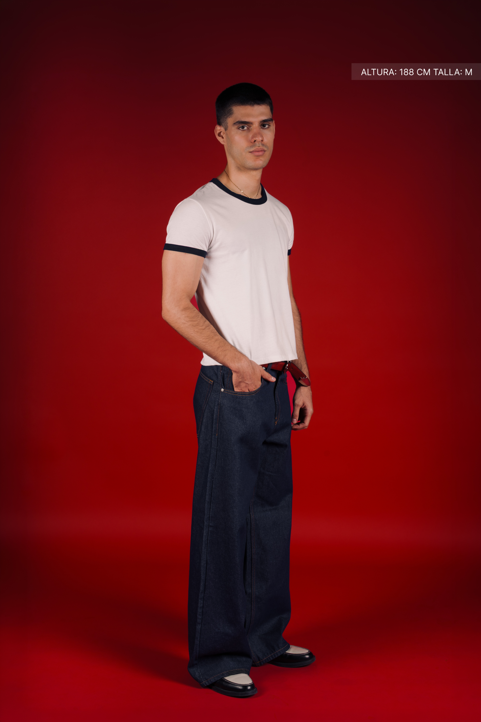 Rib Muscle Tee Ivory w/ Navy