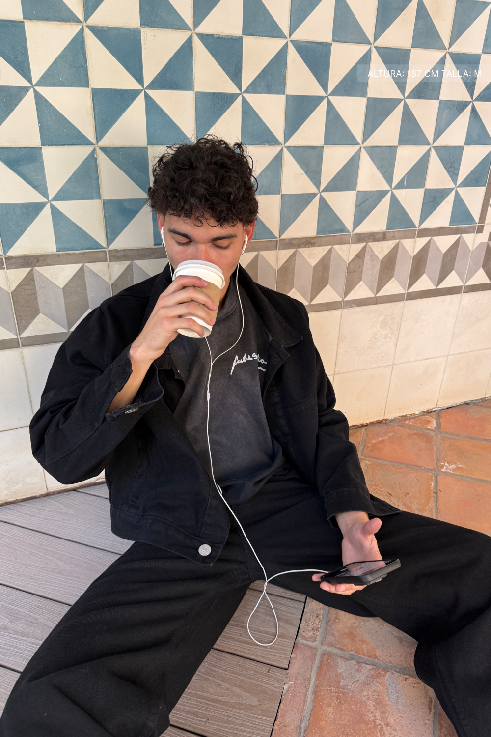 Signatures Tee Faded Black