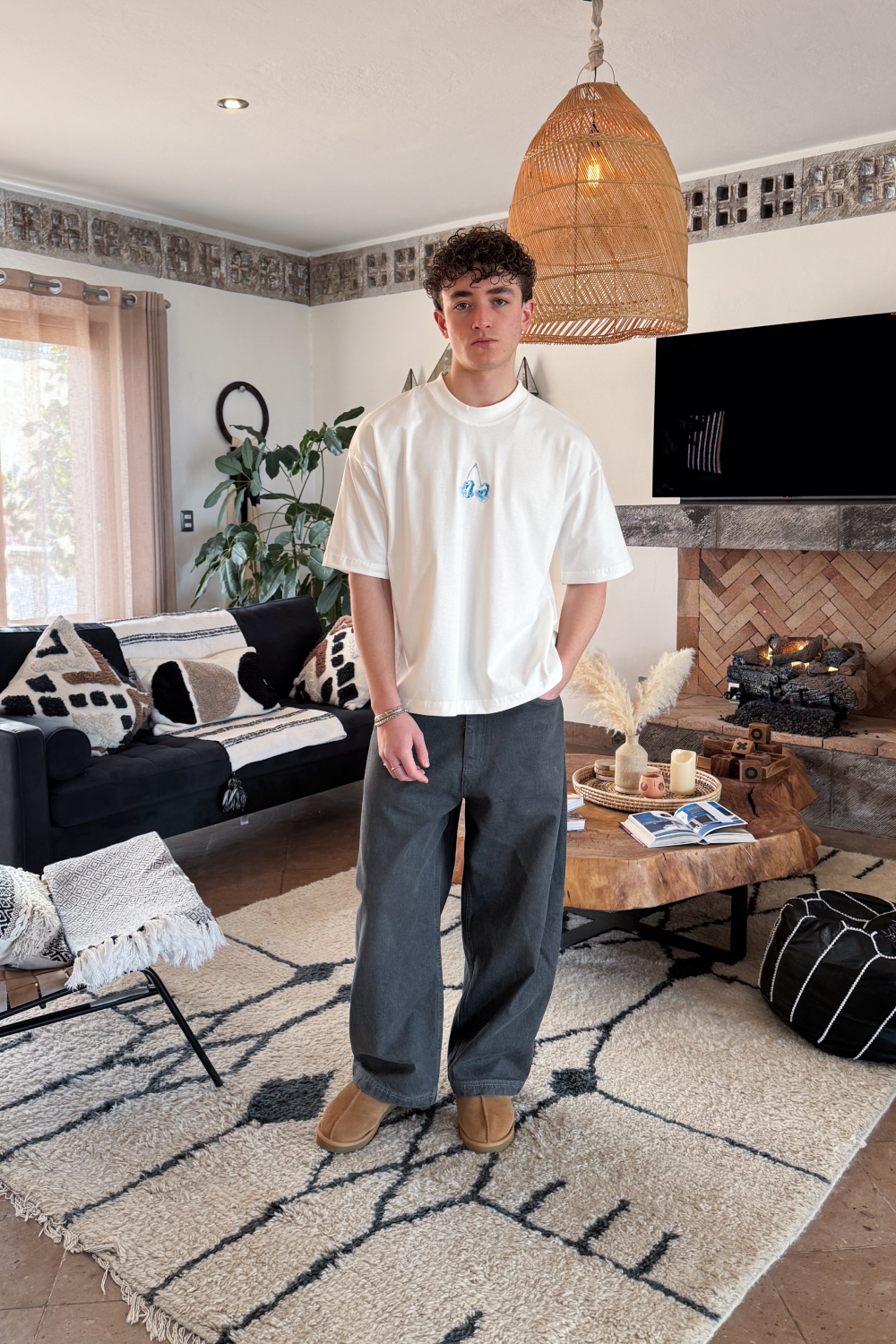 Cold Hearts Tee Ivory