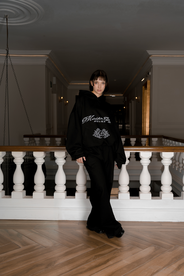 Crown Hoodie Vantablack