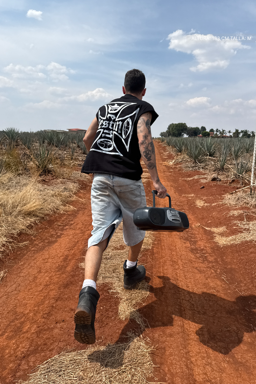 Destino Cross Tank Top Black