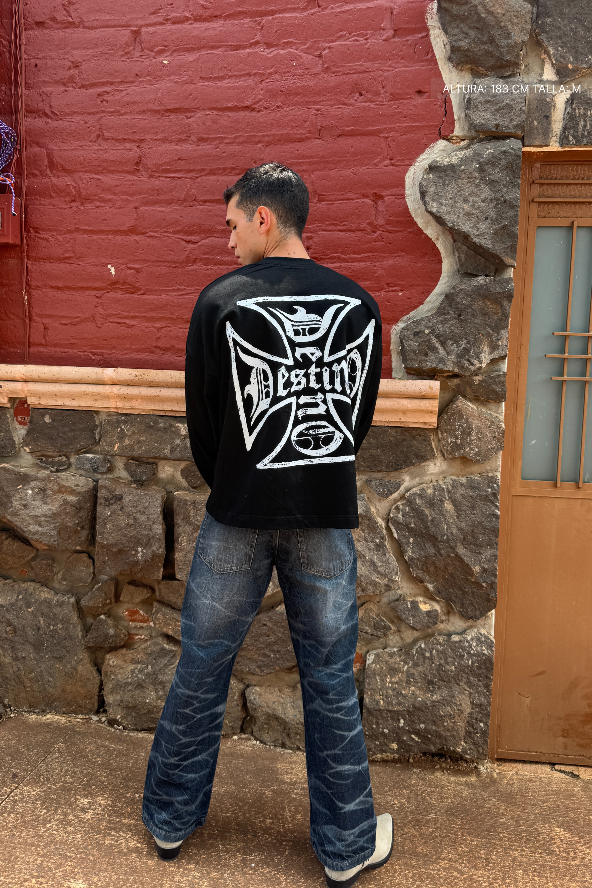 Destino Cross Longsleeve Black