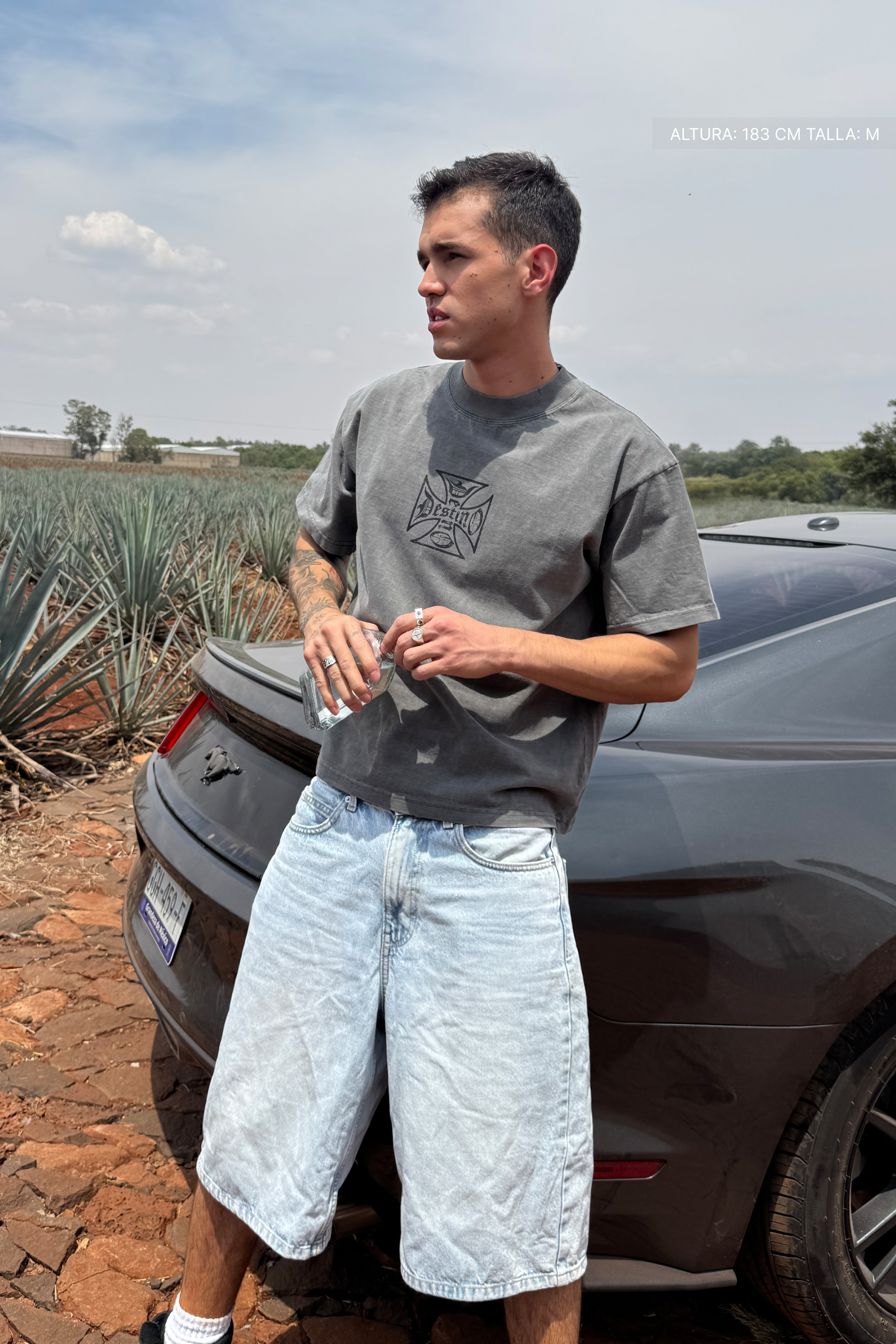 Destino Cross Tee Washed Grey
