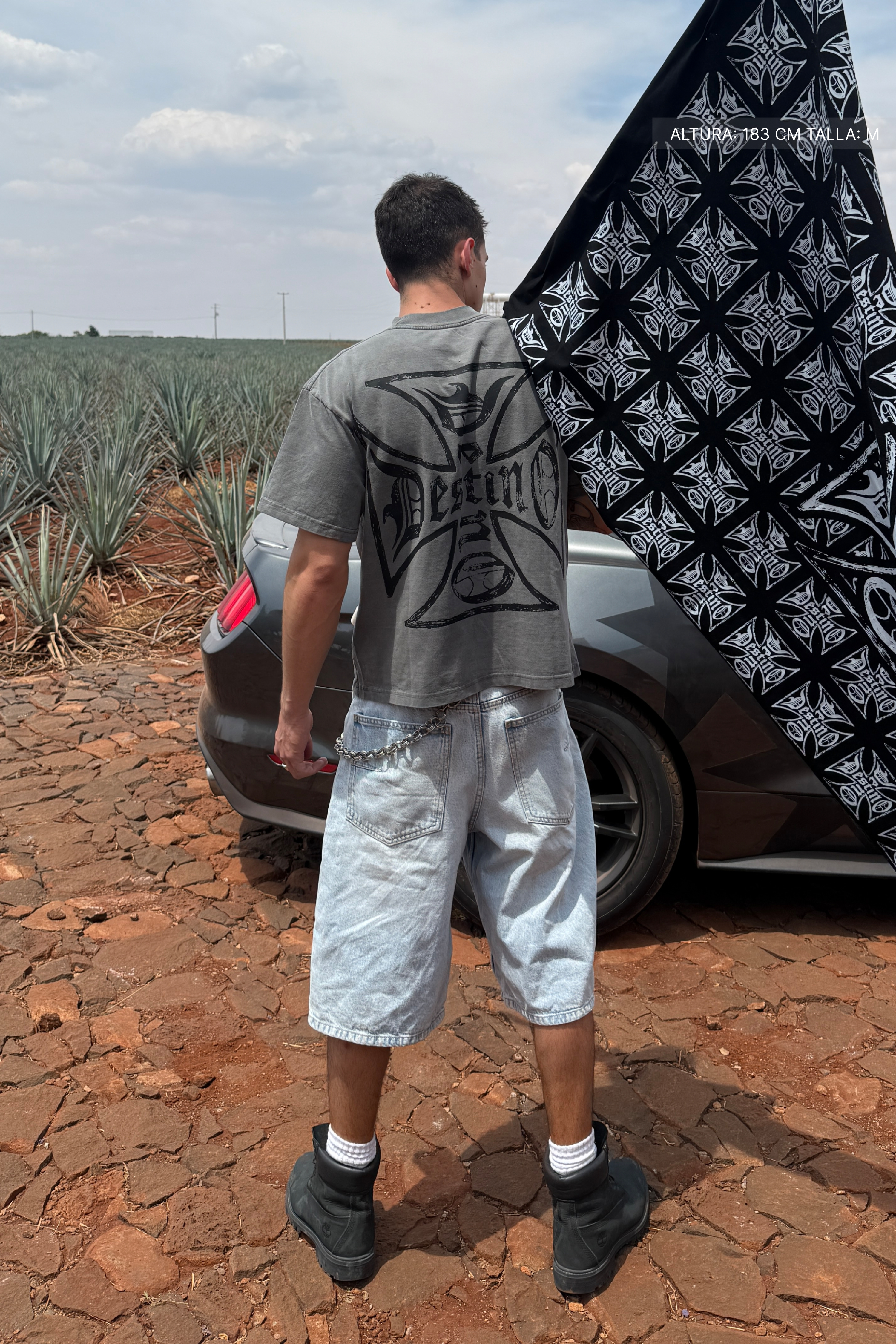Destino Cross Tee Washed Grey