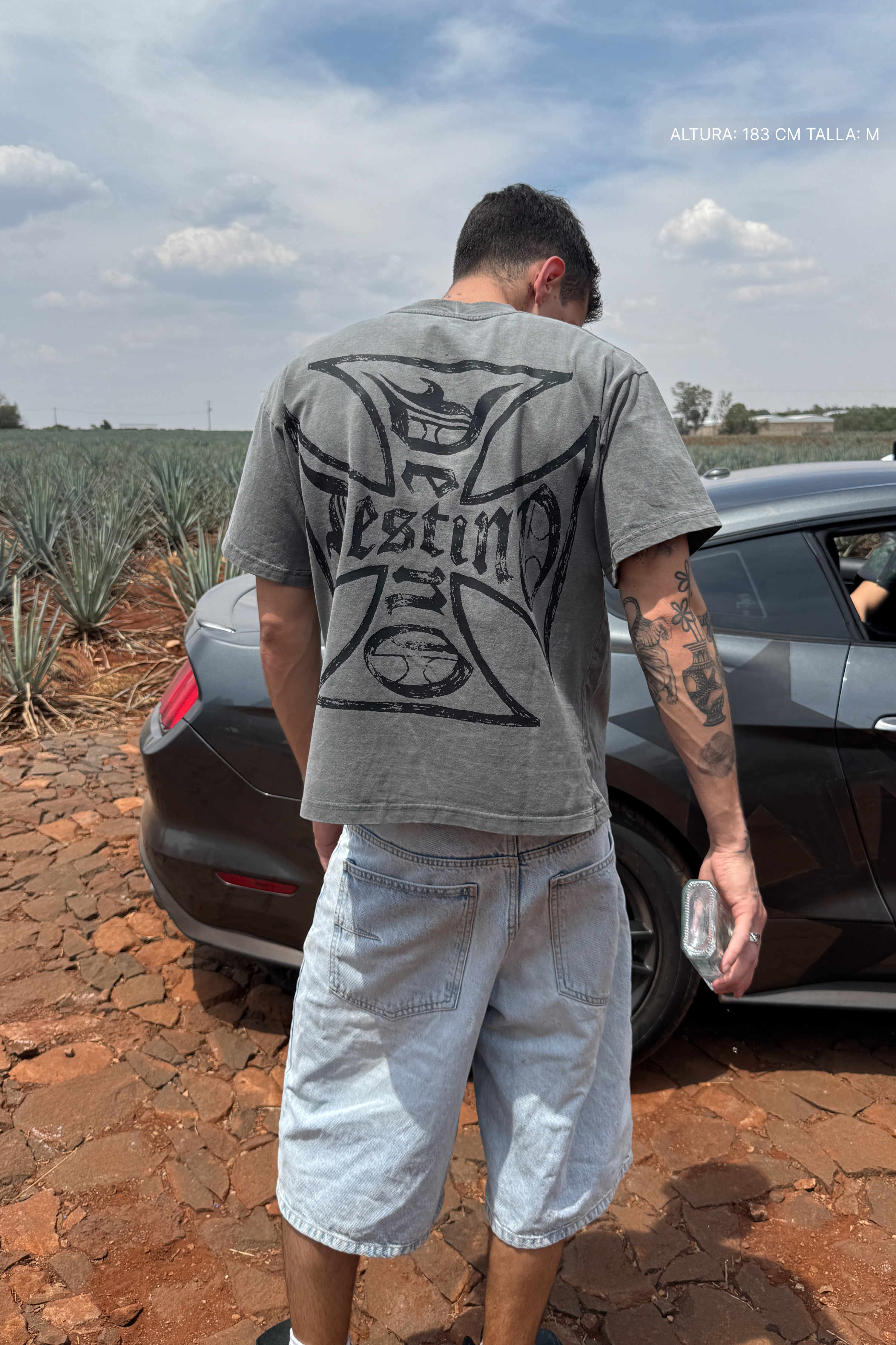 Destino Cross Tee Washed Grey