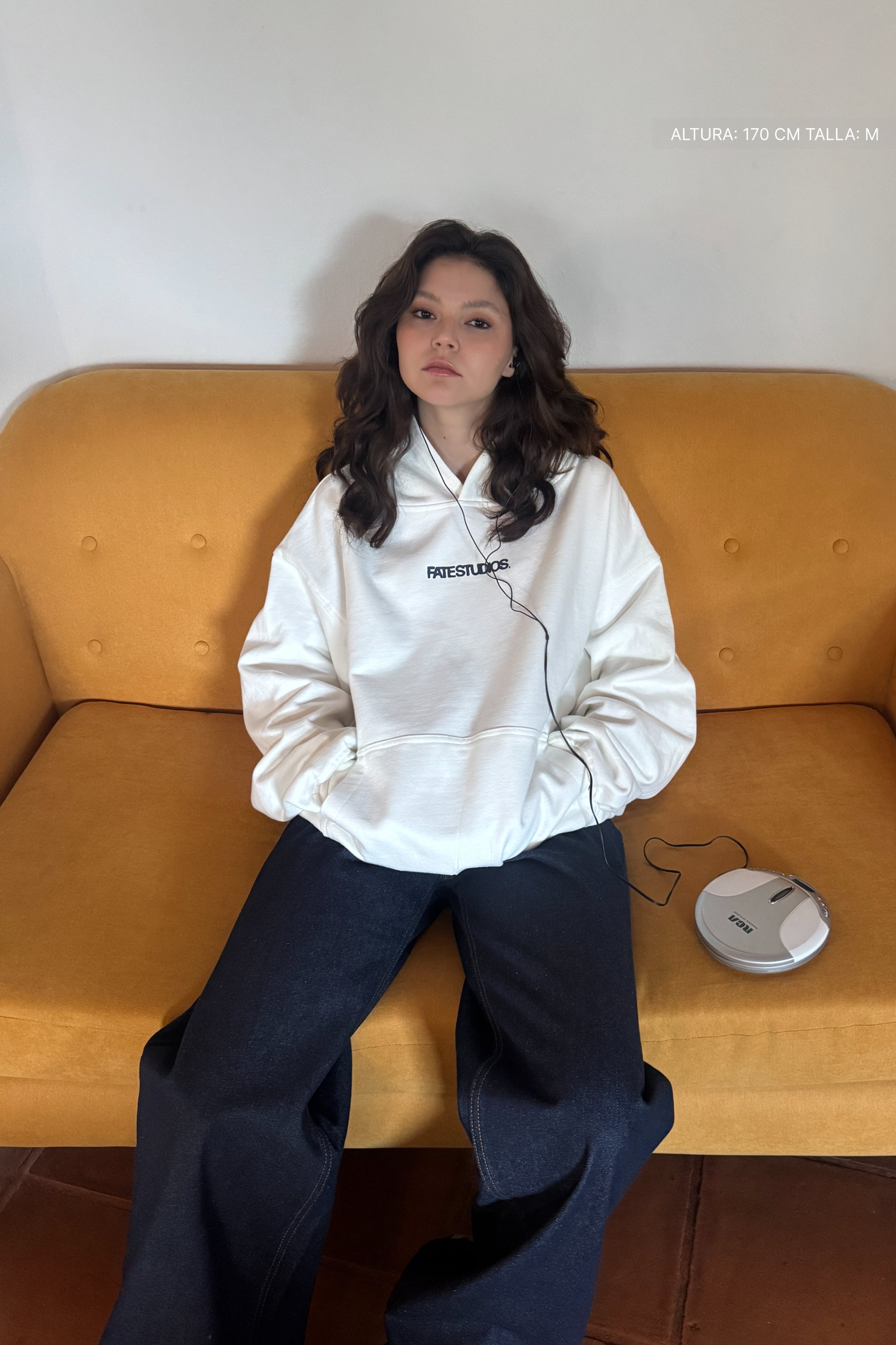 World Star Hoodie Ivory
