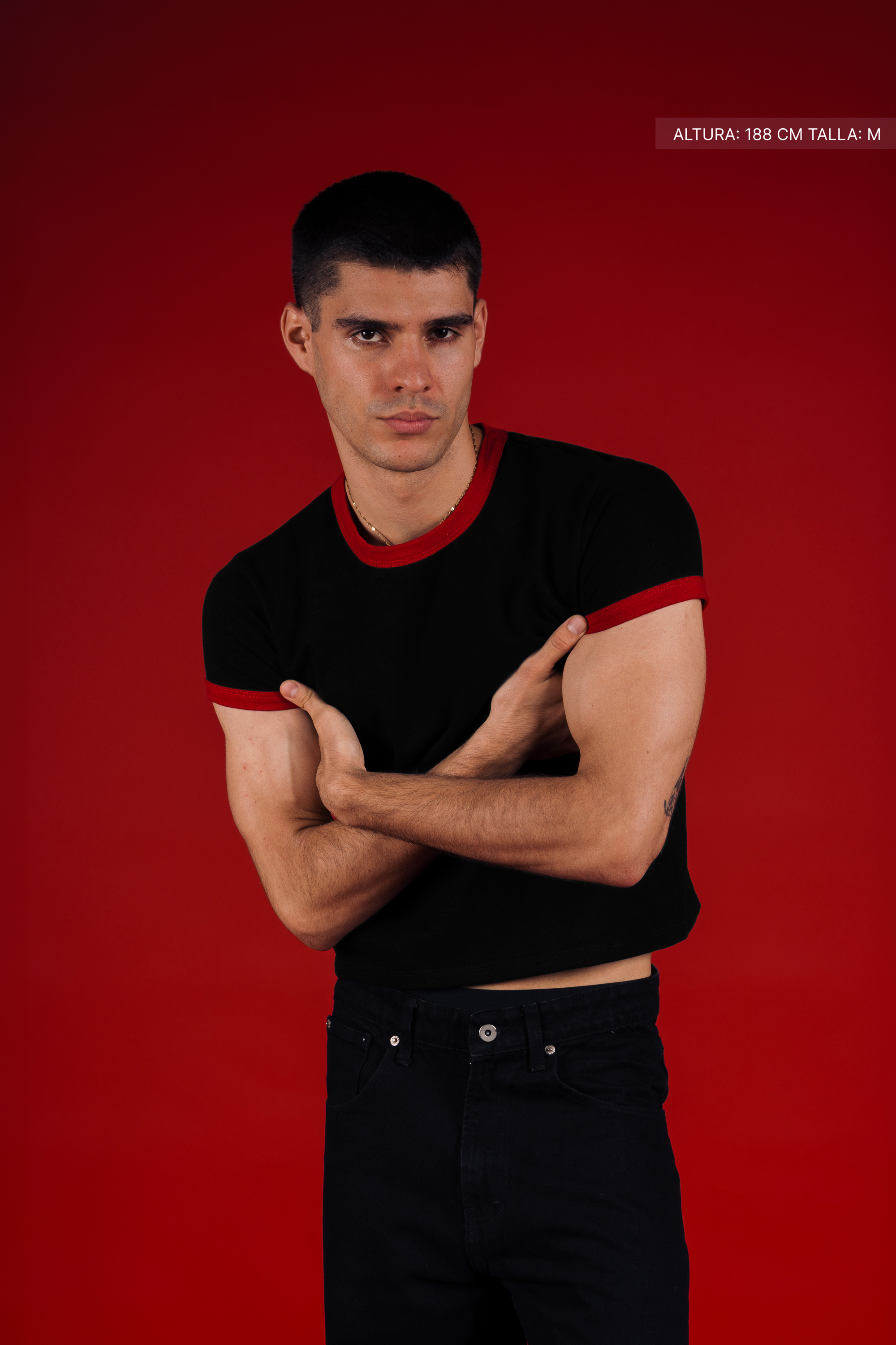 Rib Muscle Tee Black w/ Red