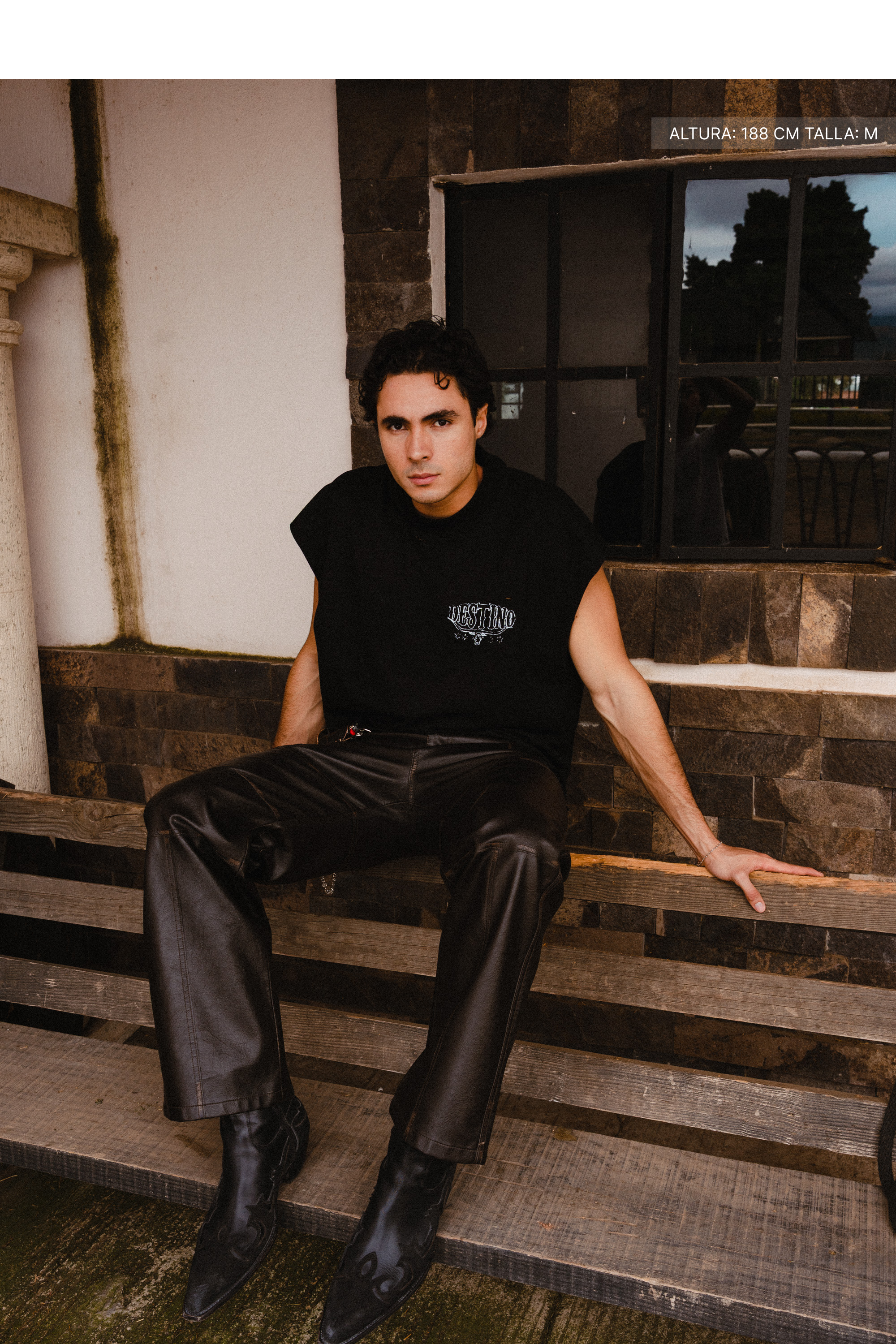 Long Horns Tank Top Black