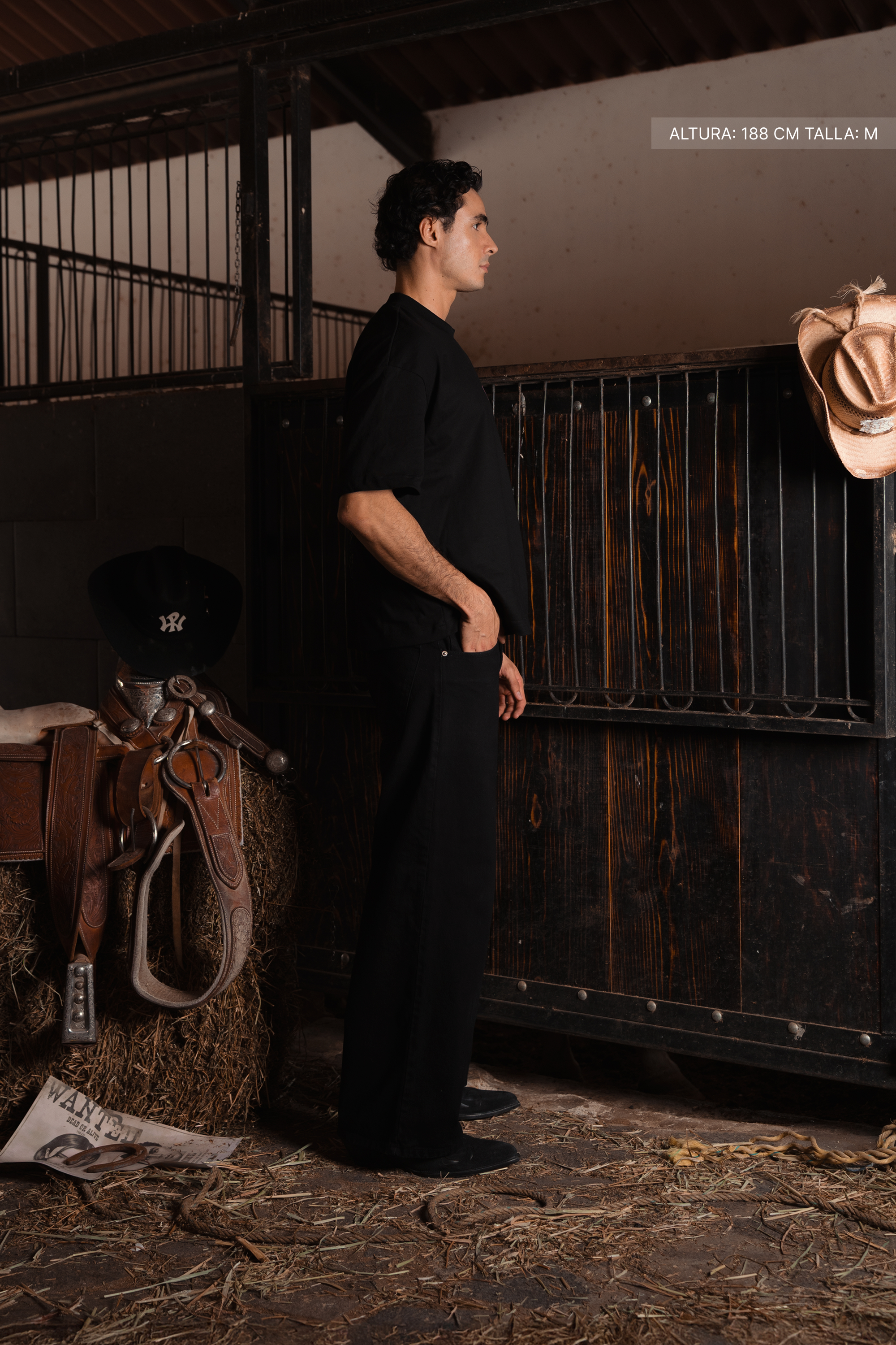 Long Horns Tee Black