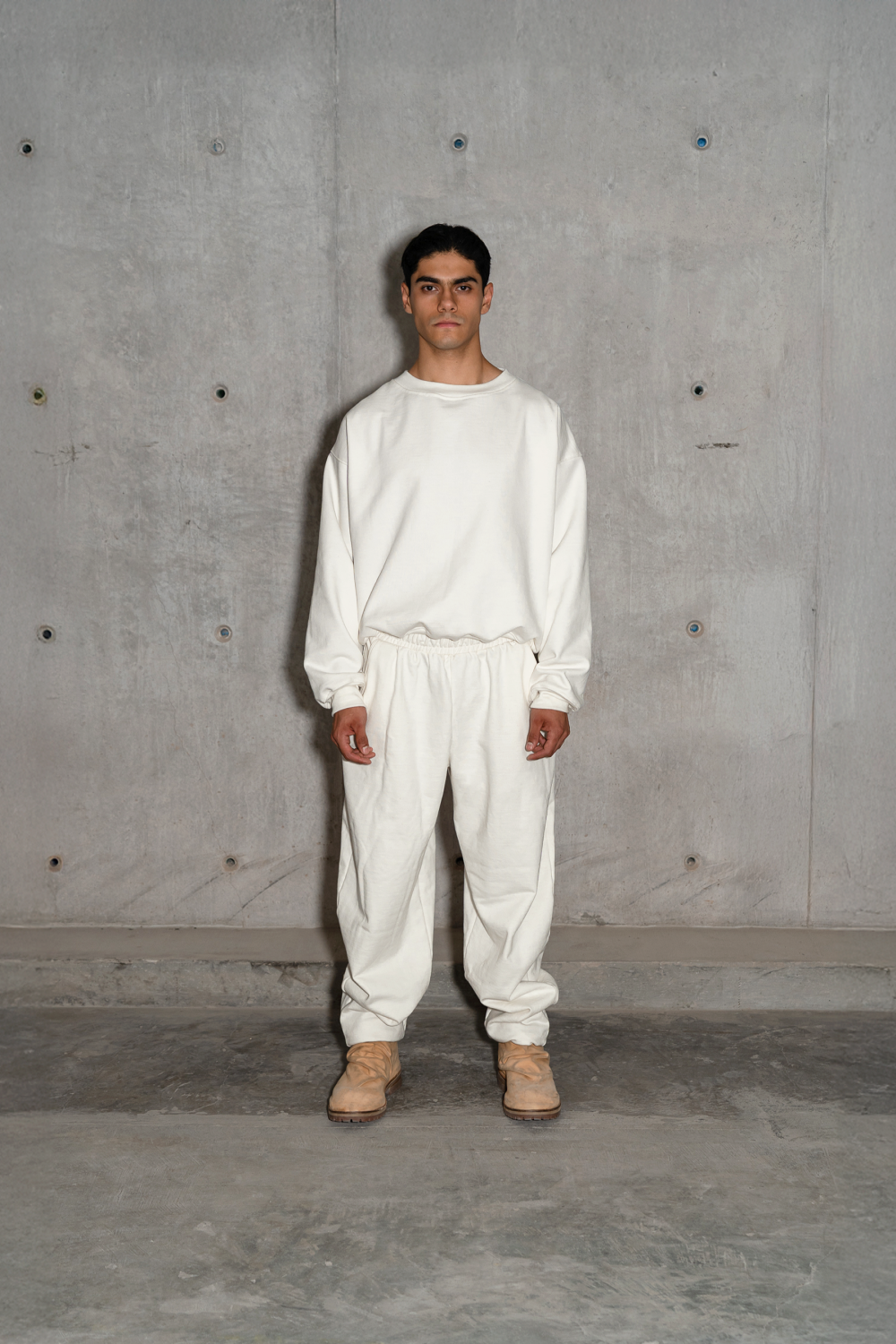 Ivory Crewneck 450 GSM