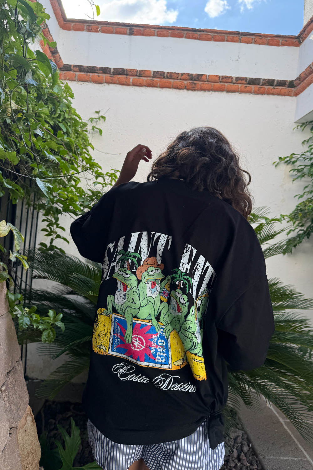 Drunk Frogs Tee Black