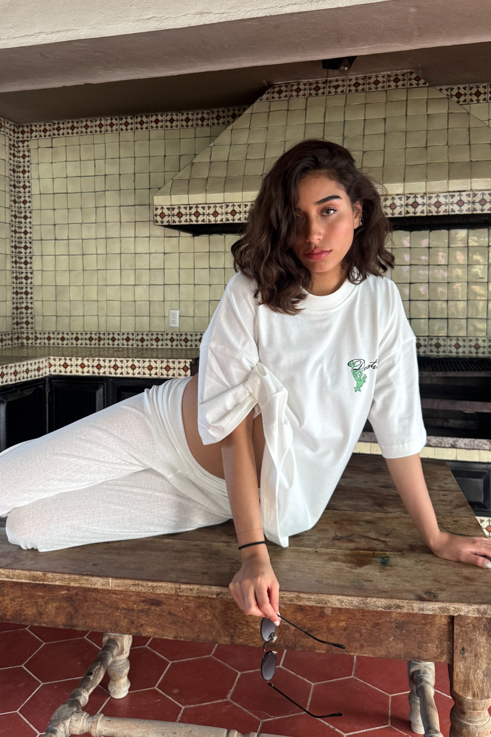 Who is Destino Tee Ivory