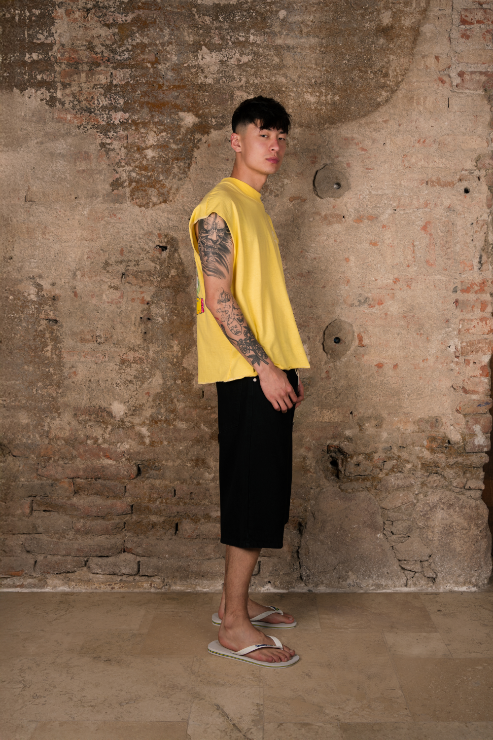 Drunk Frogs Tank Top Canary Yellow