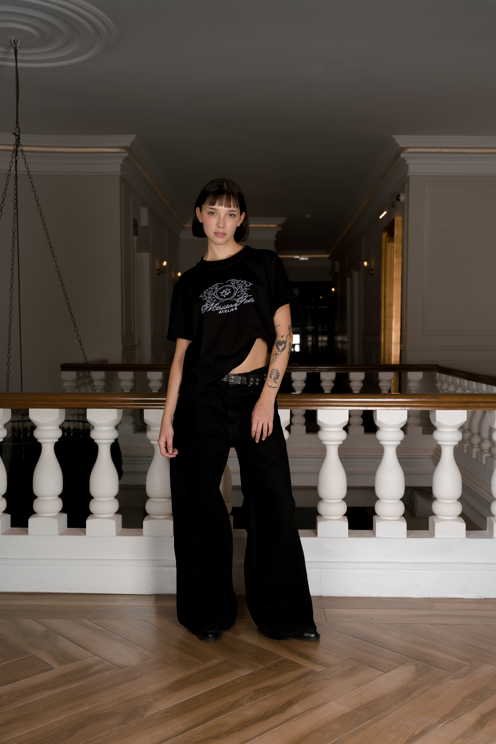 Crown Crop Tee Black