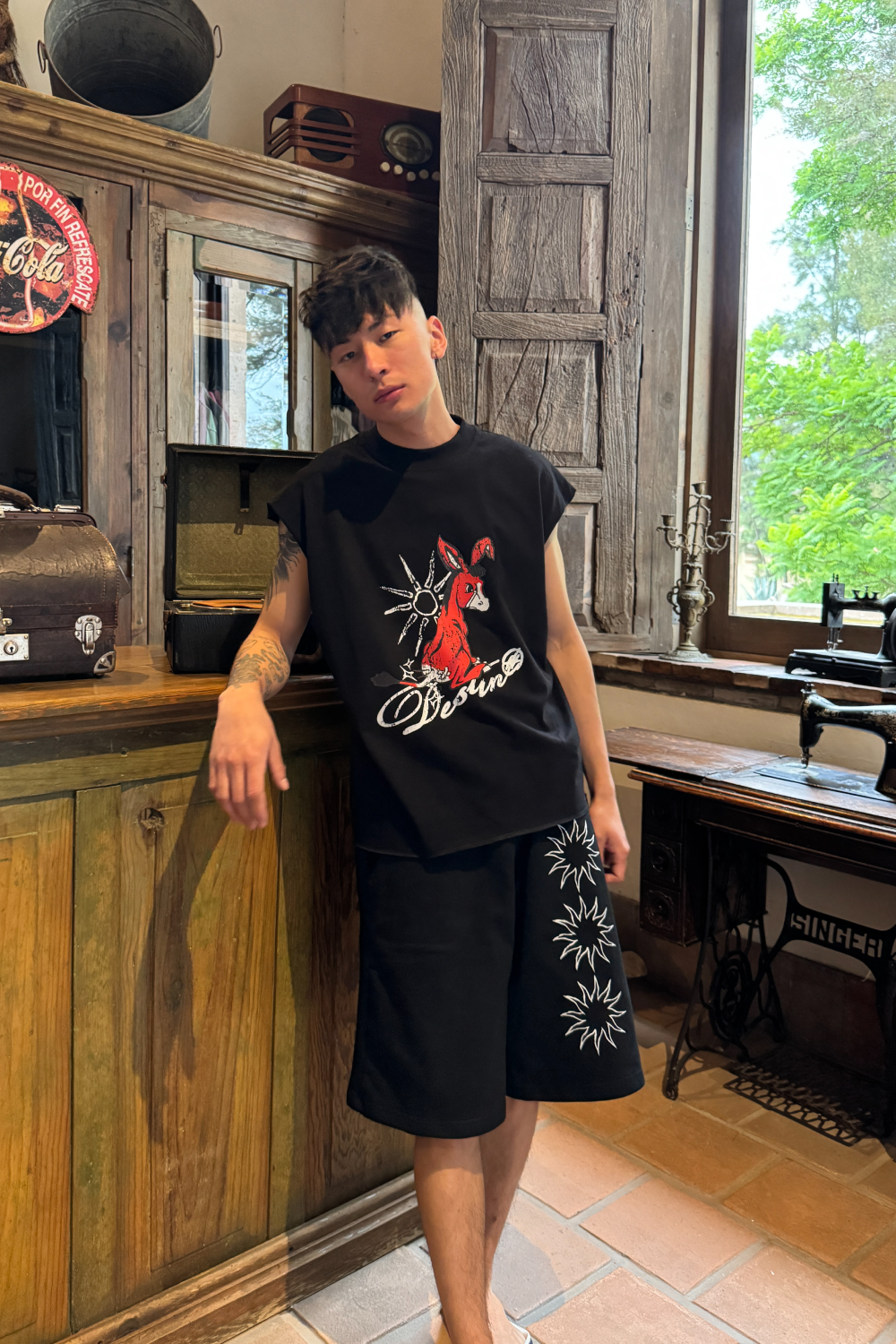 Tanned Donkey Tank Top Black