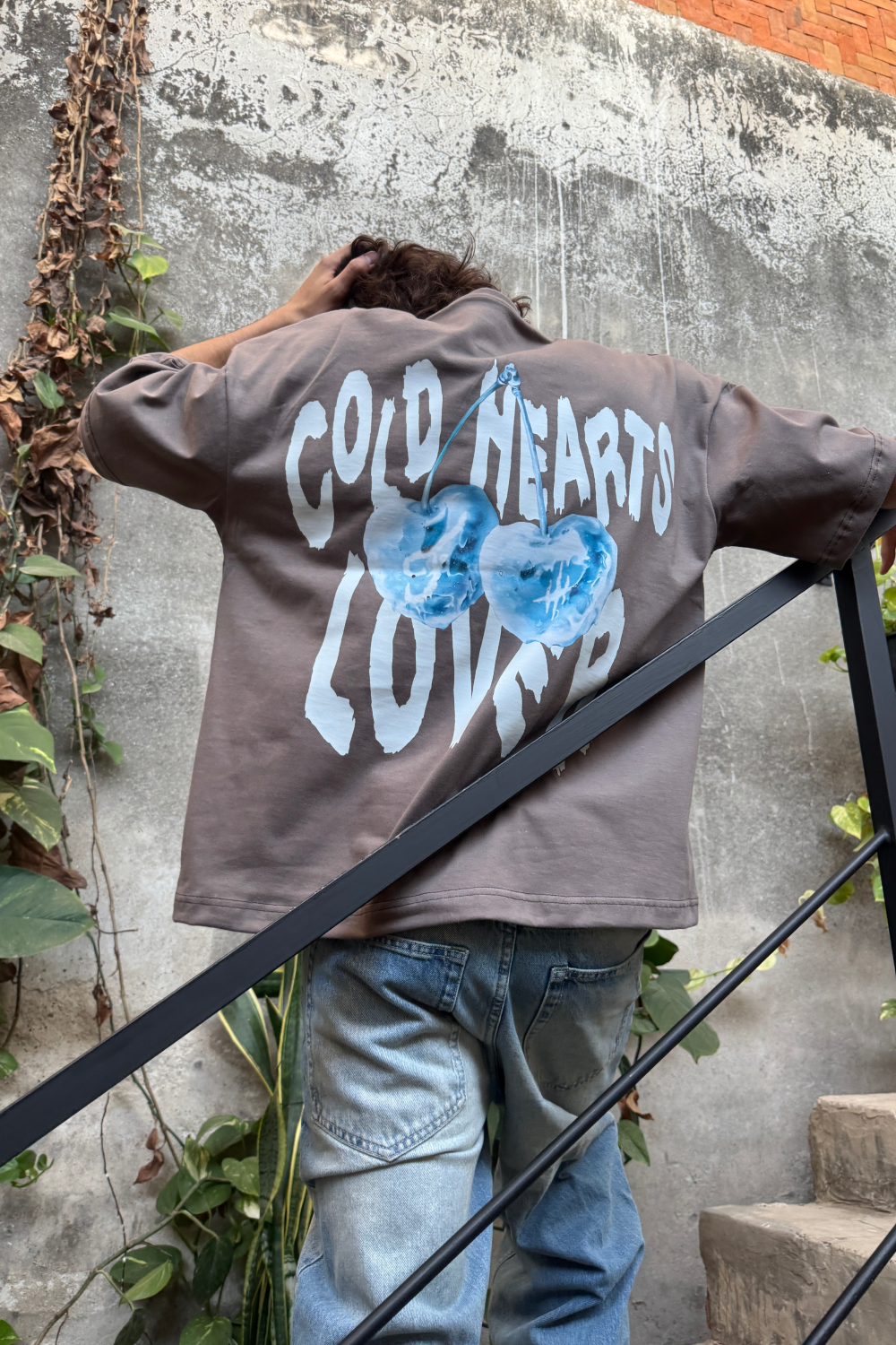 Cold Hearts Tee Taupe