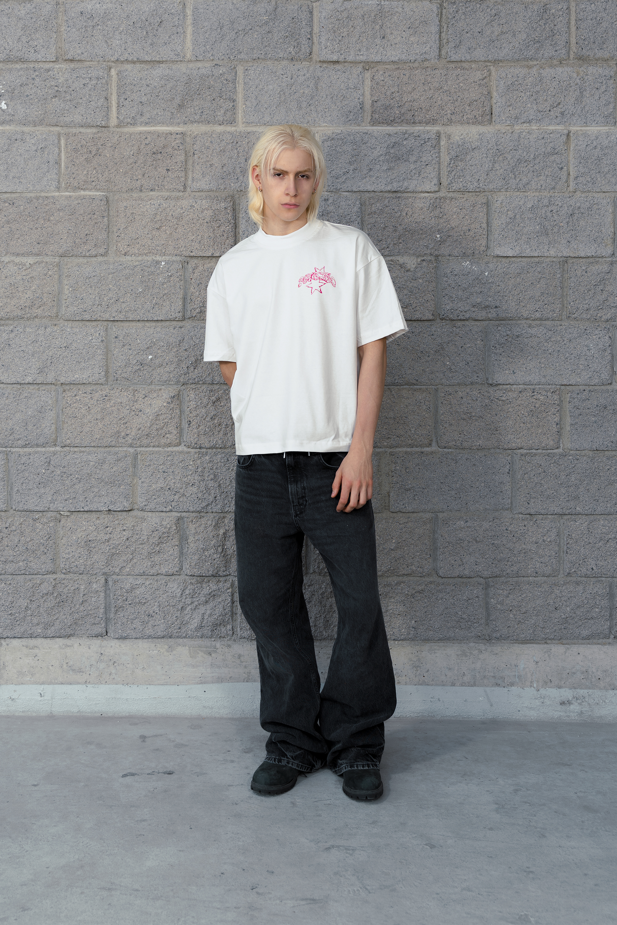 Gothic Sparks Tee Ivory