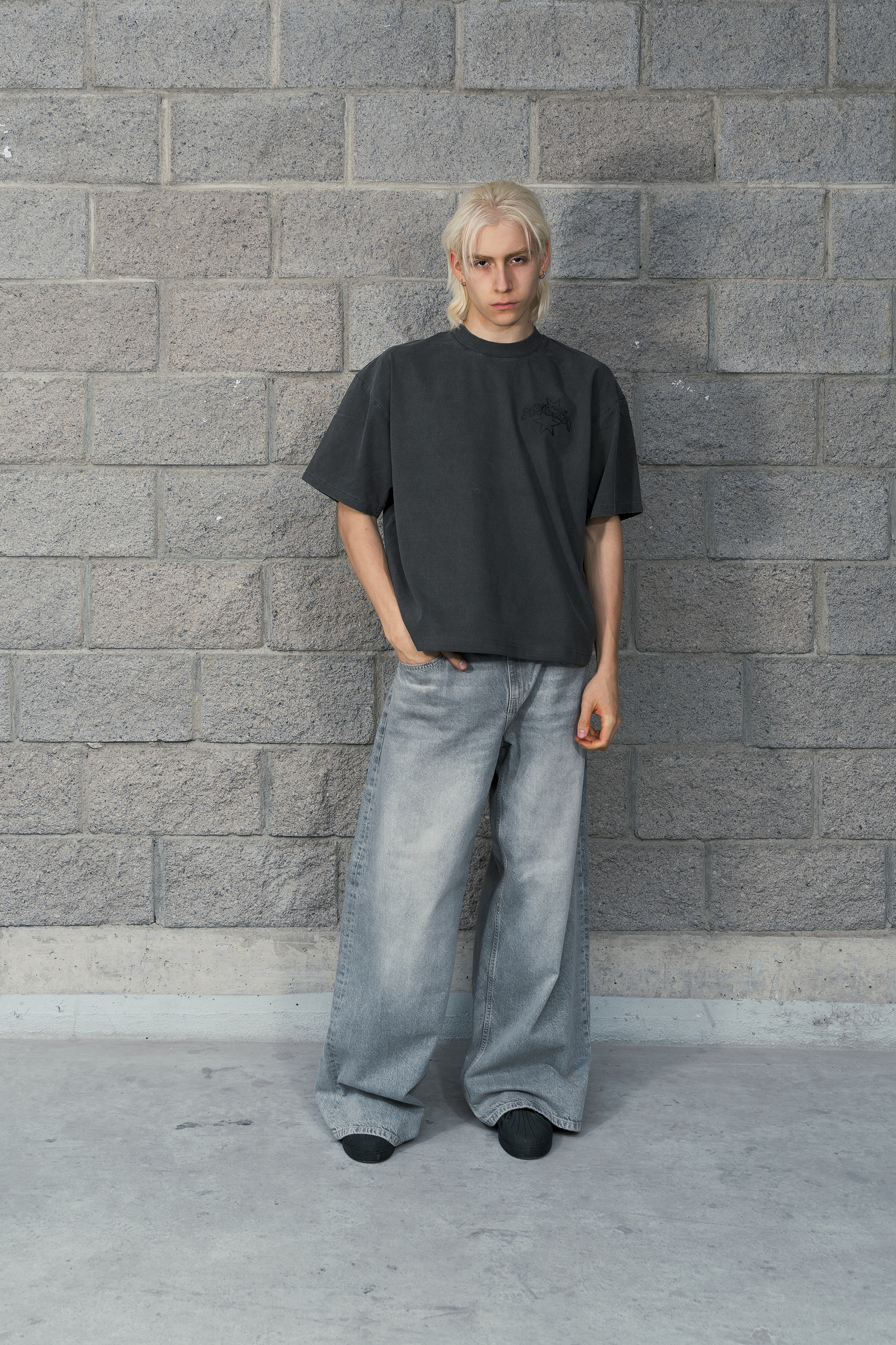 Gothic Sparks Tee Washed Grey