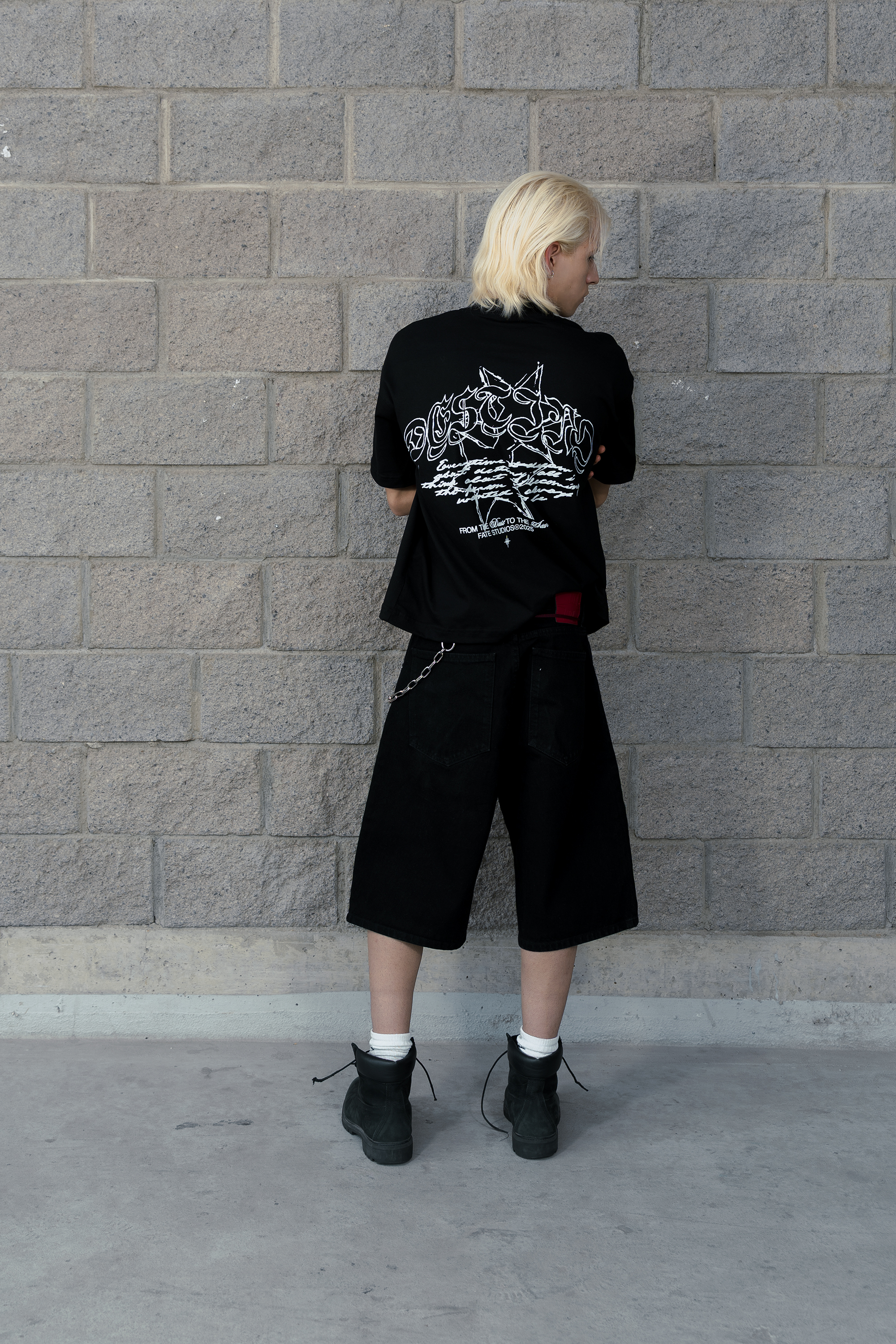Gothic Sparks Tee Black