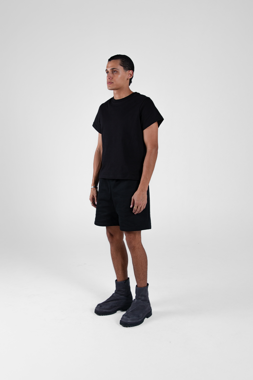 Crop Tee Black 250 GSM