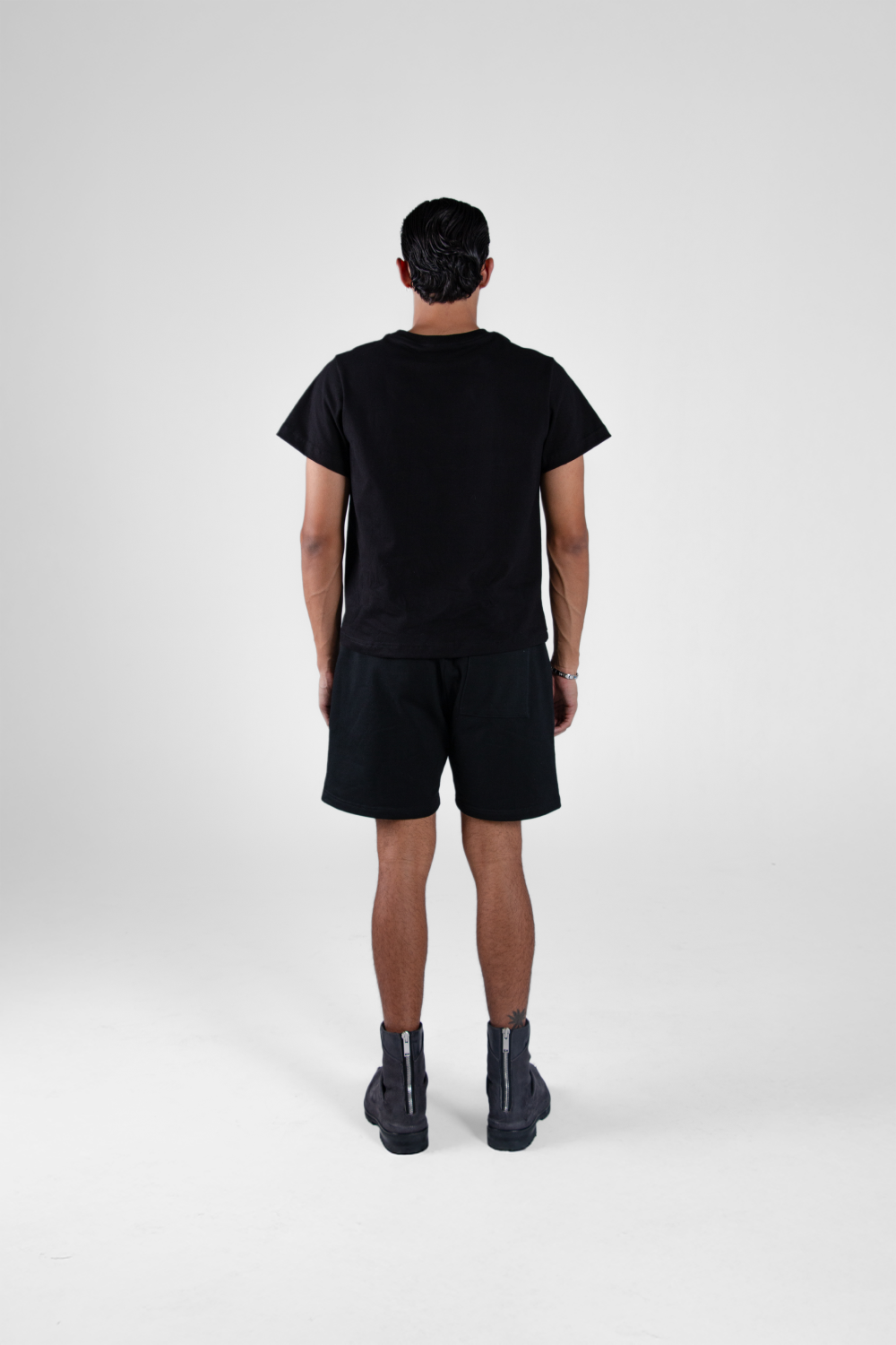 Crop Tee Black 250 GSM