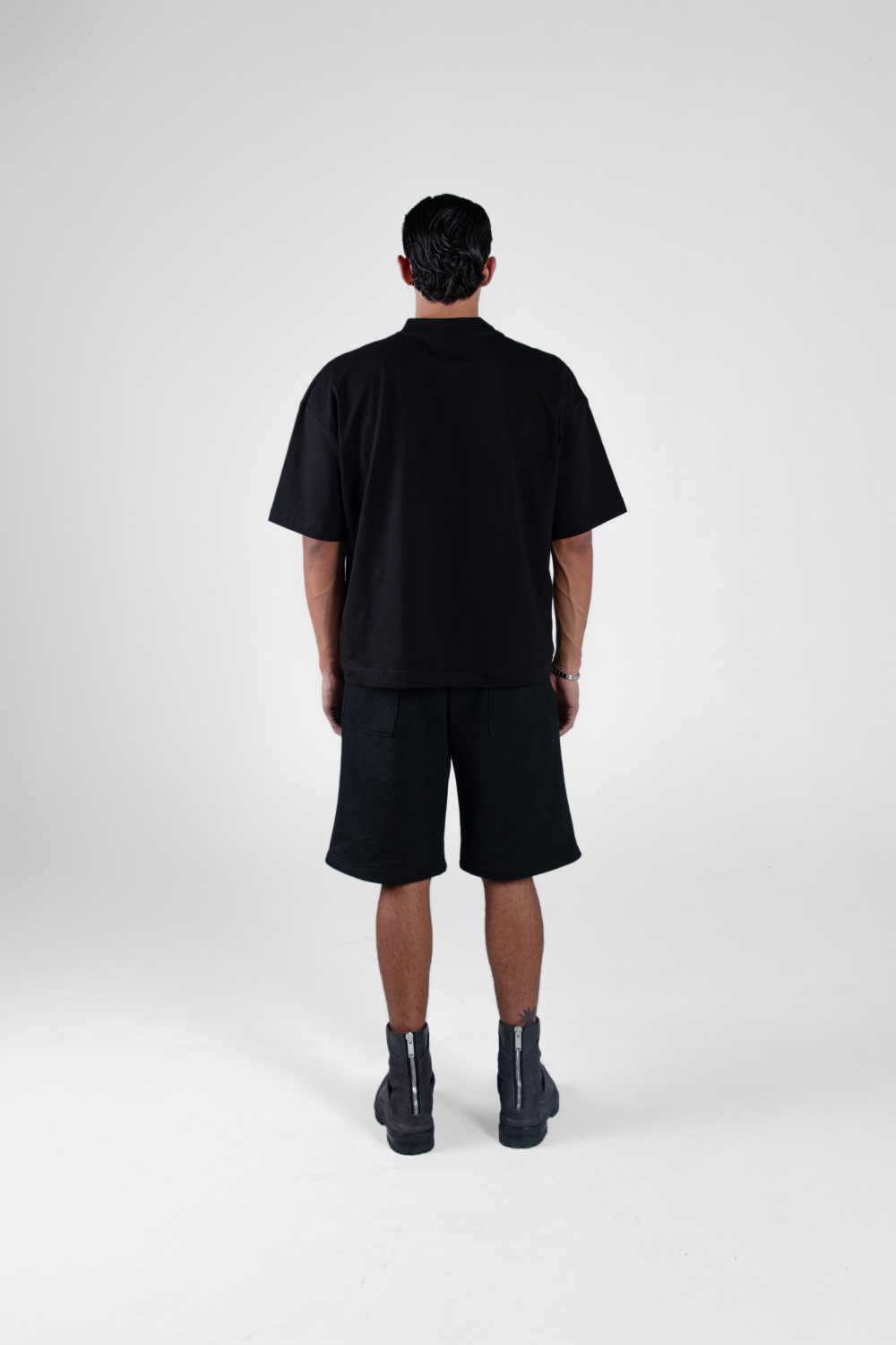 Vantablack Baggy Shorts 450 GSM
