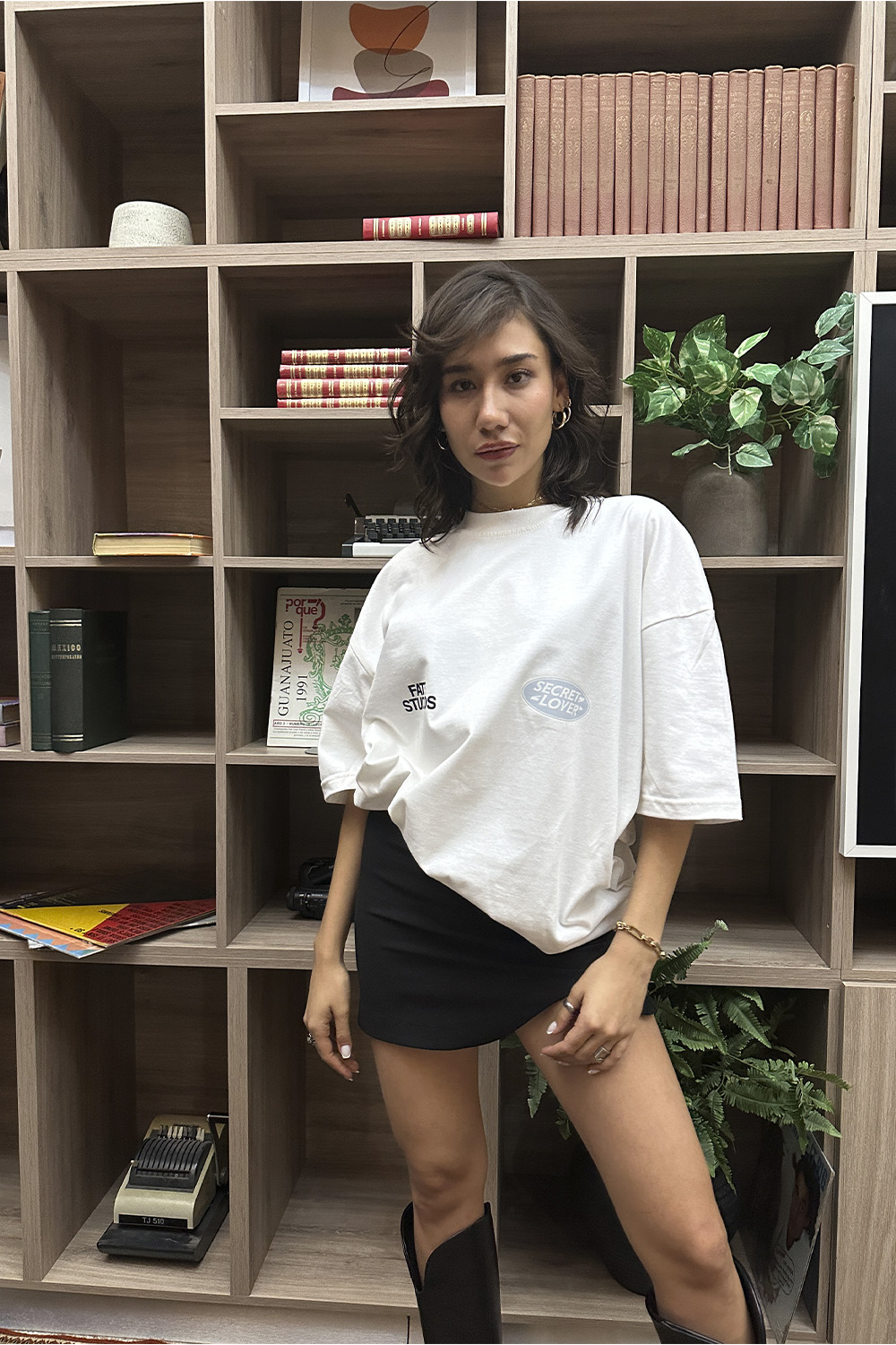 Secret Lover Tee Ivory