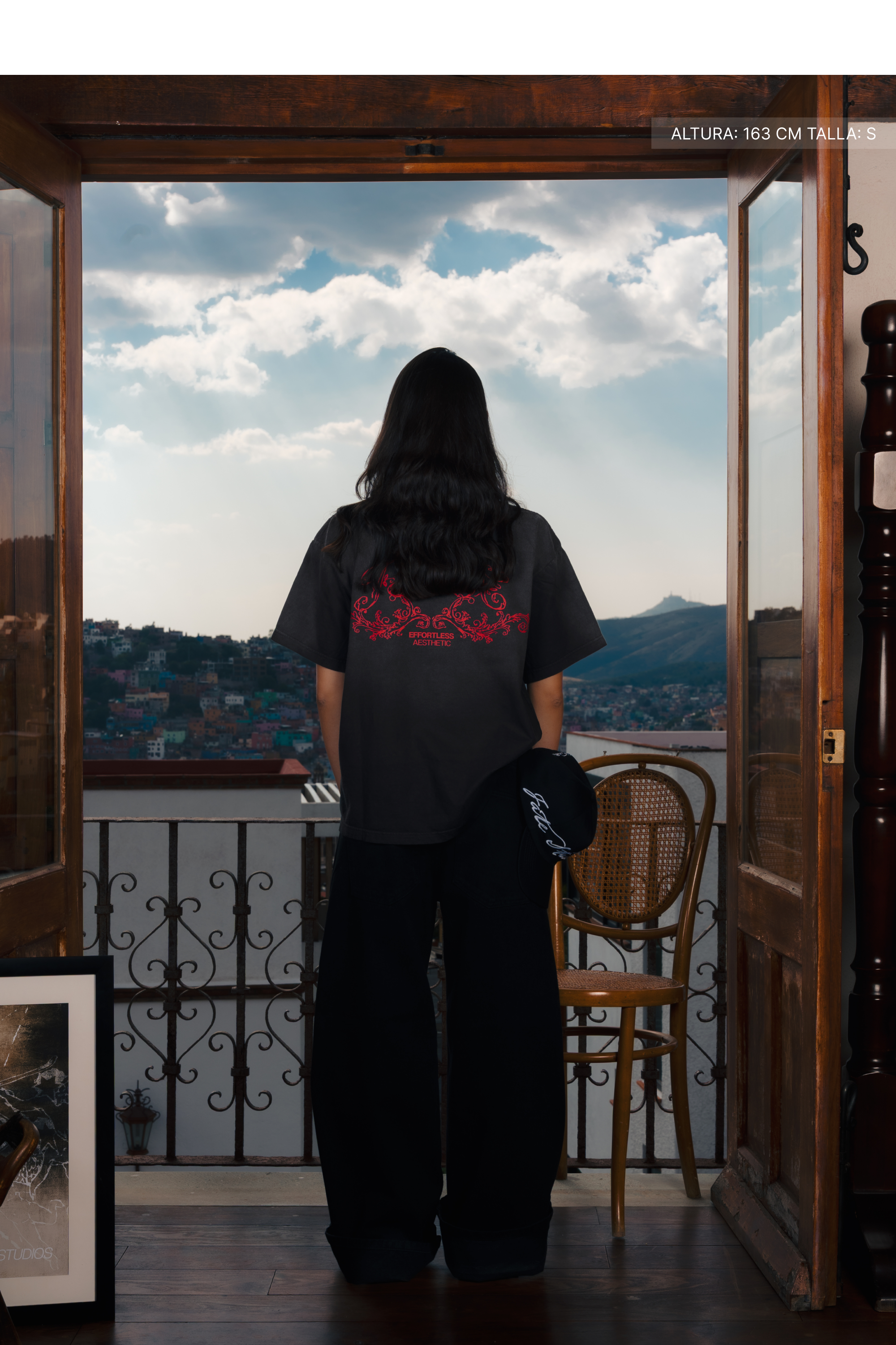 Ornate Tee Faded Black