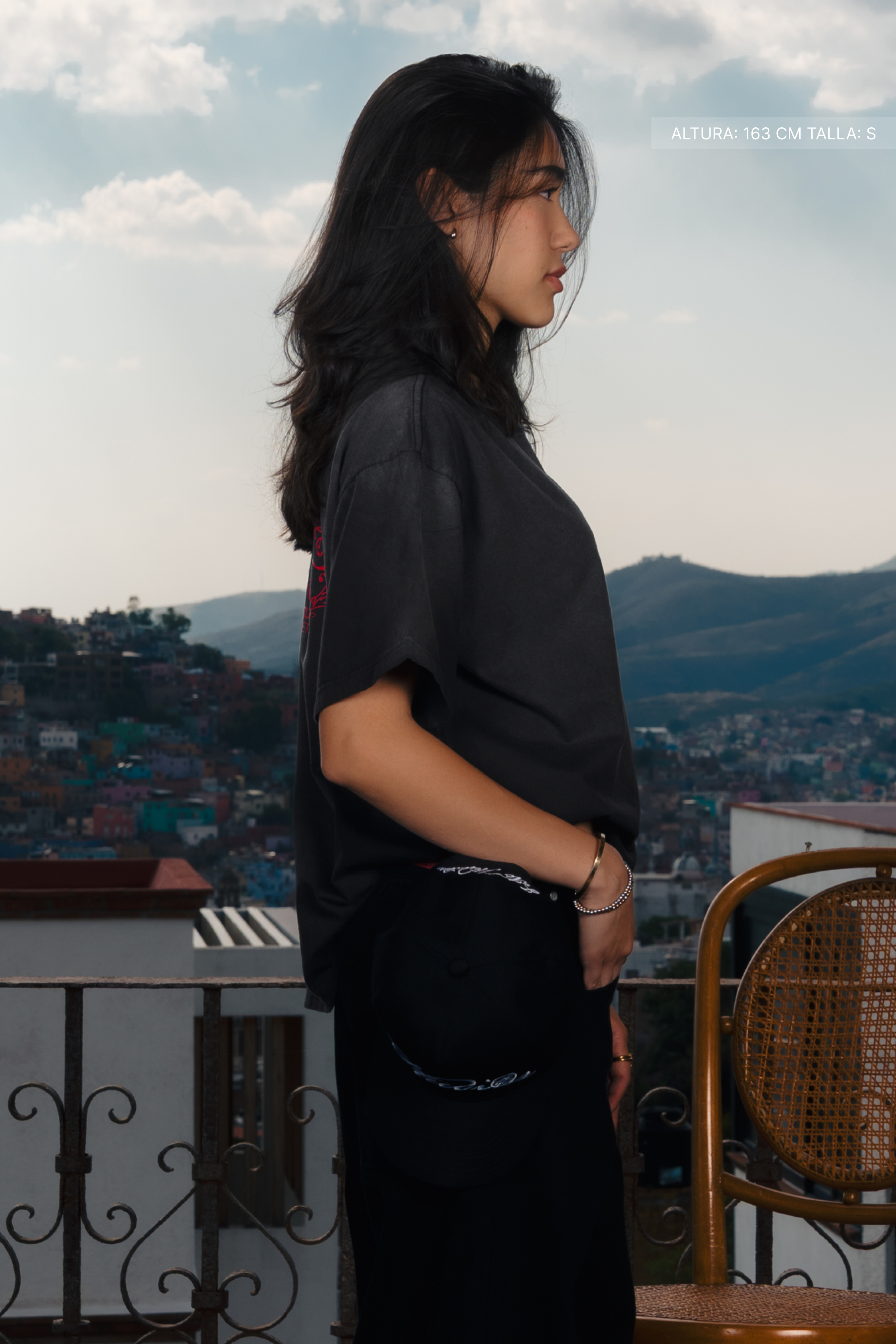 Ornate Tee Faded Black