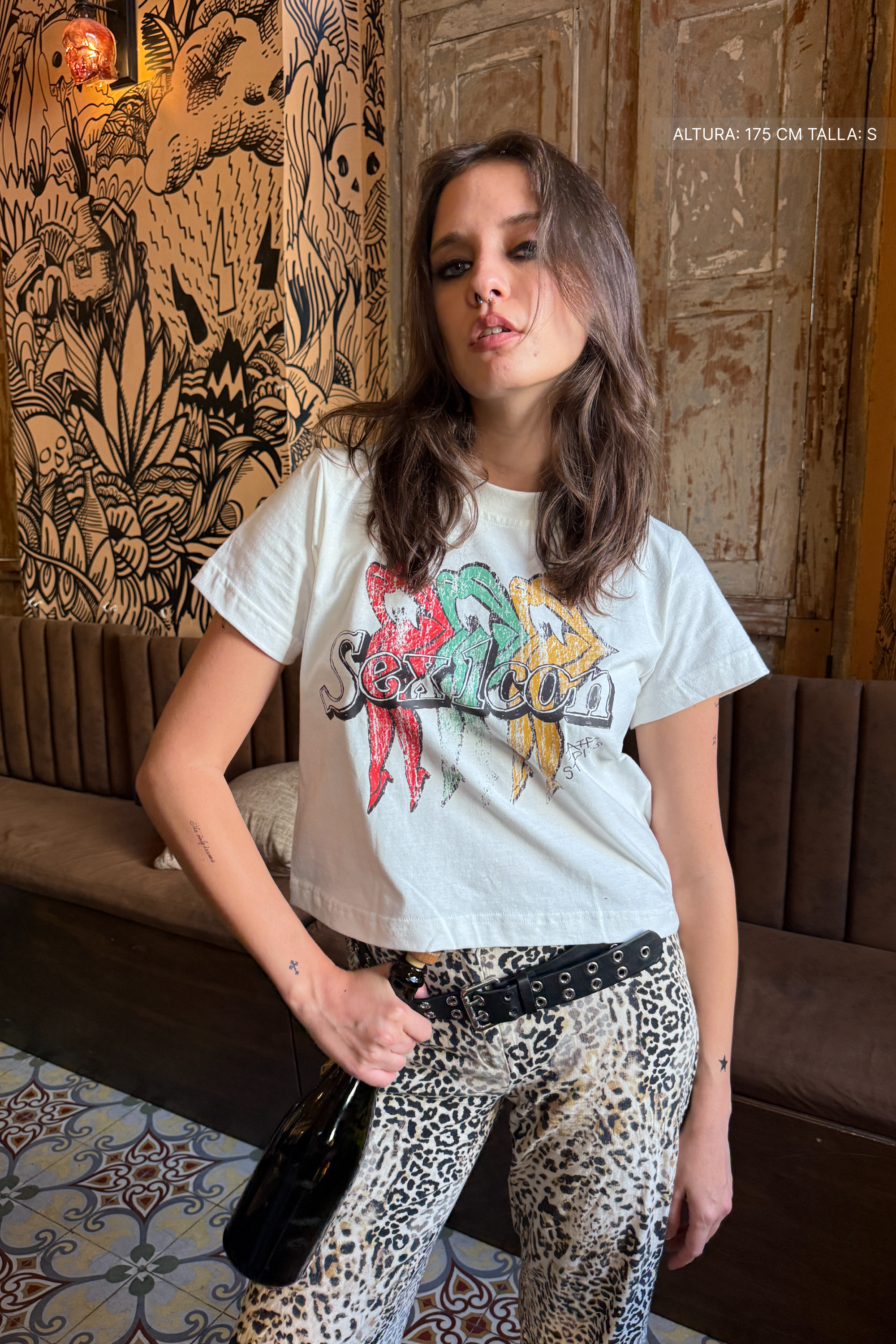 Rolling Lips Crop Tee Ivory