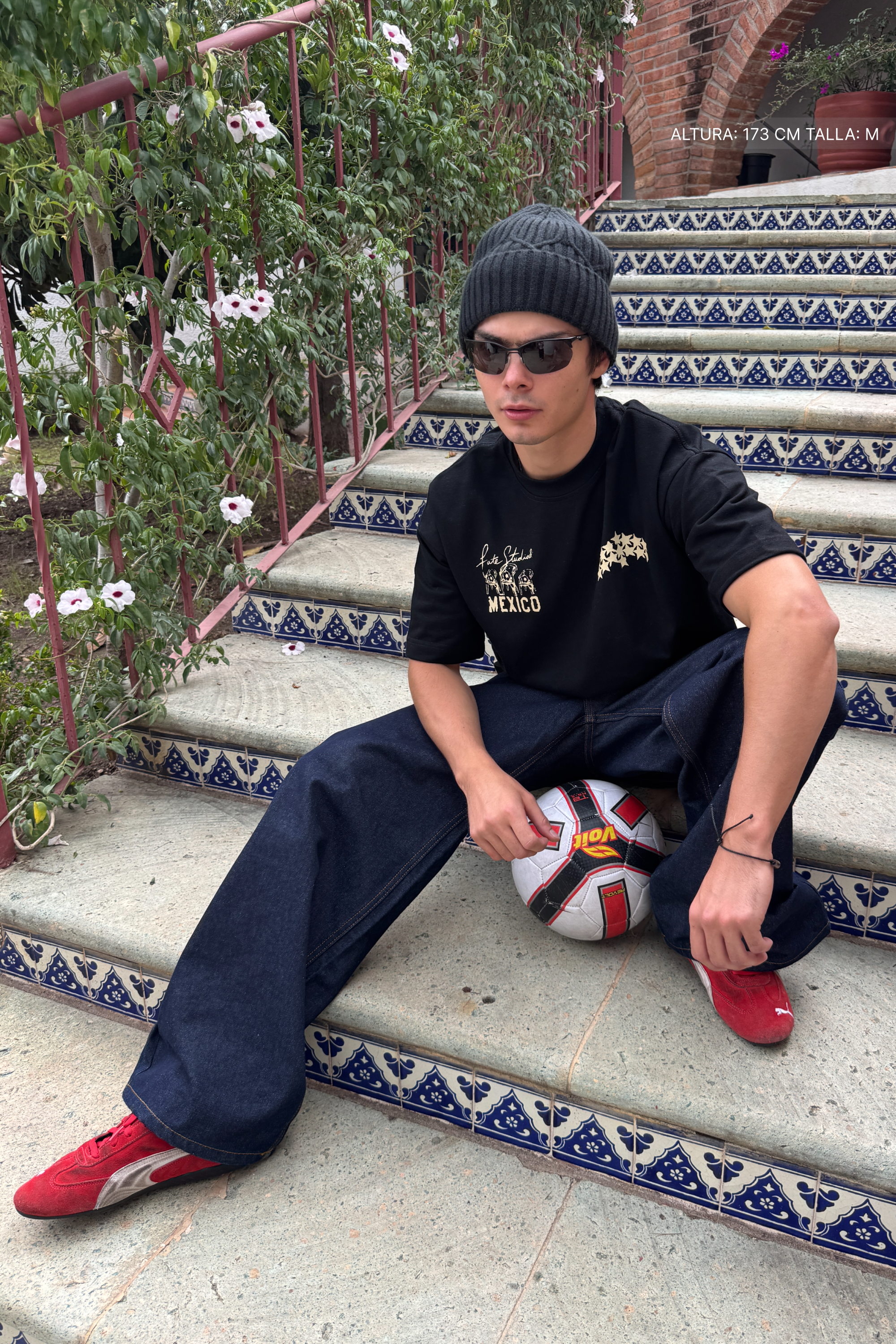 Futbol Tee Black