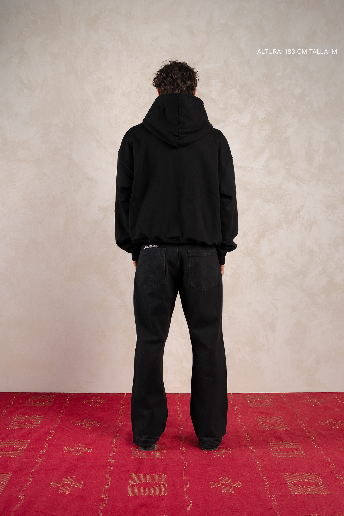 Basic Hoodie Black — foto 4