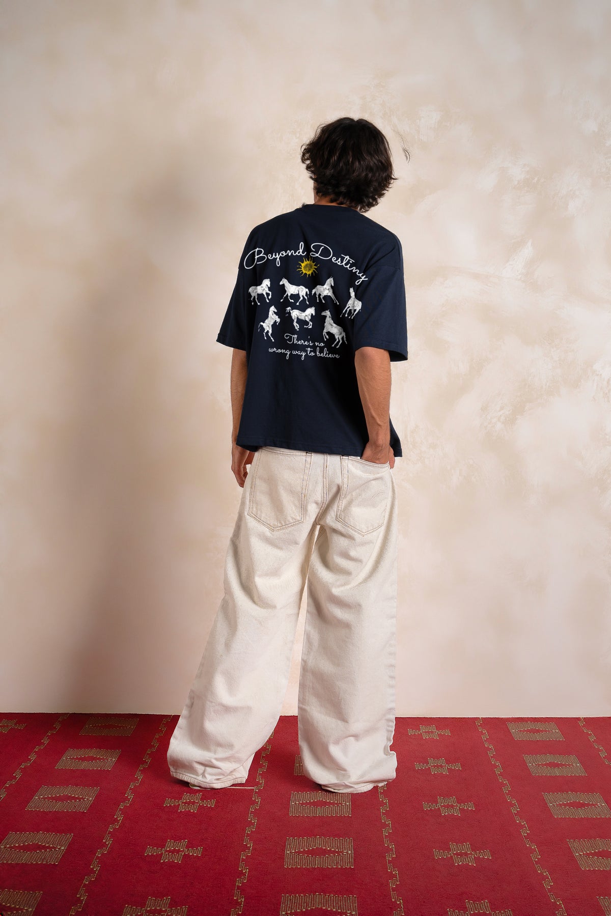 Beyond Destiny Tee Navy Blue — Editorial FATE · Espalda · Lookbook 2026-09-21