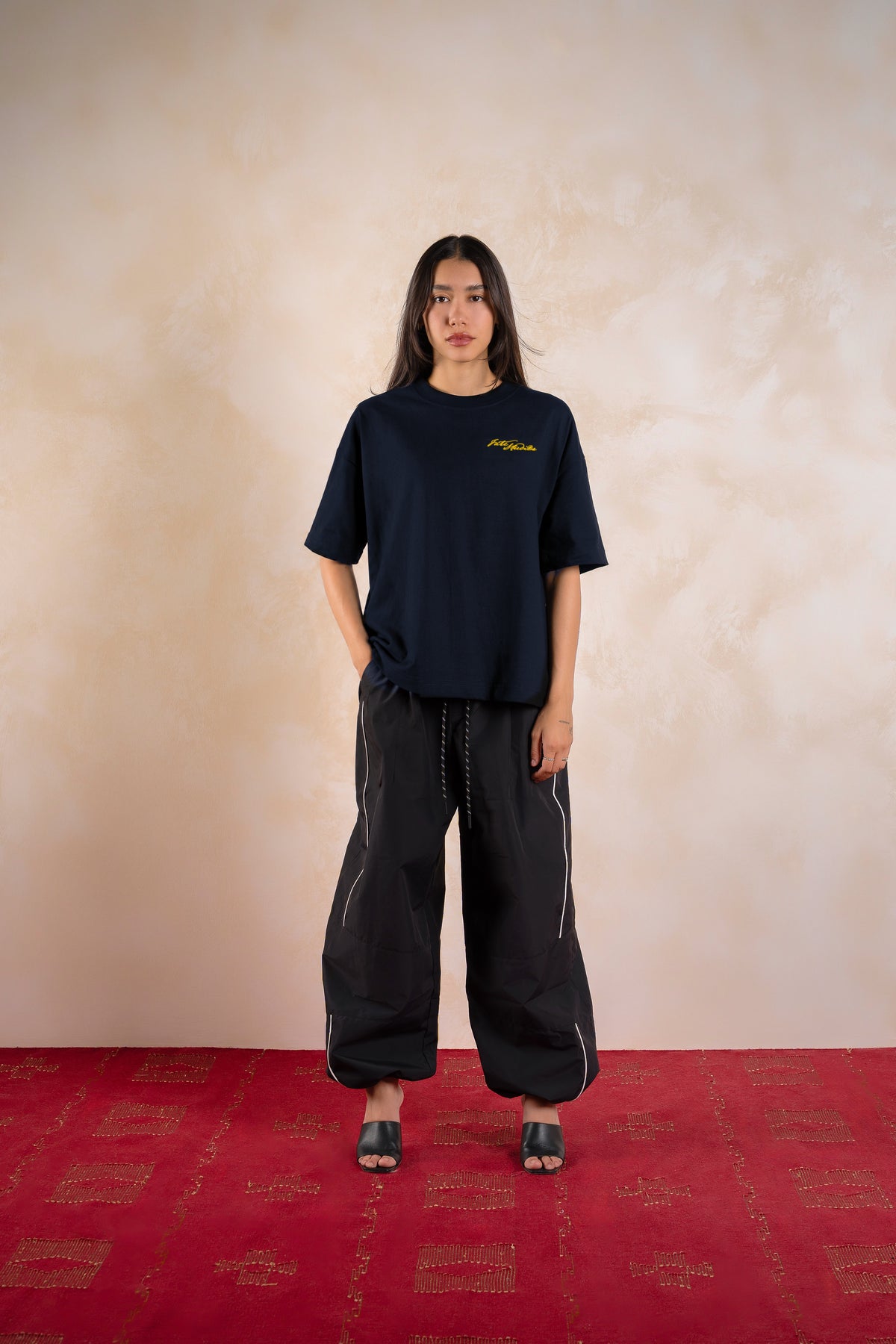 Fate Studios Tee Navy Blue — Editorial FATE · Frente · Nueva referencia · Ajuste03 · 2026-09-21