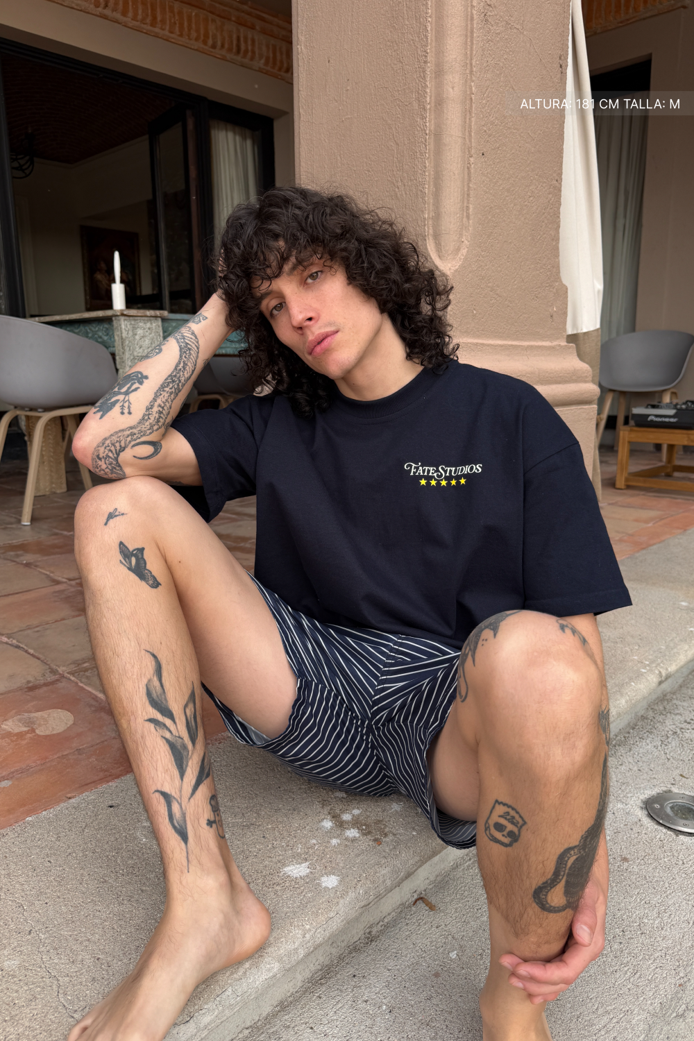 Grand Hotel Check-In Tee Navy Blue · 05