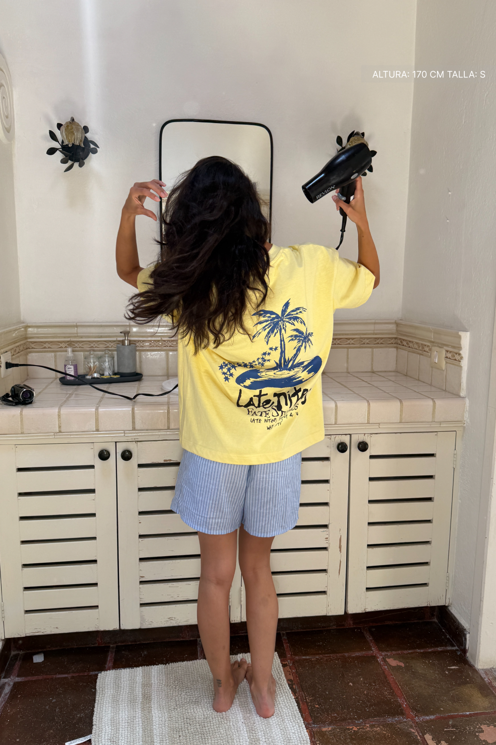 Island After Hours Tee Canary Yellow · 04