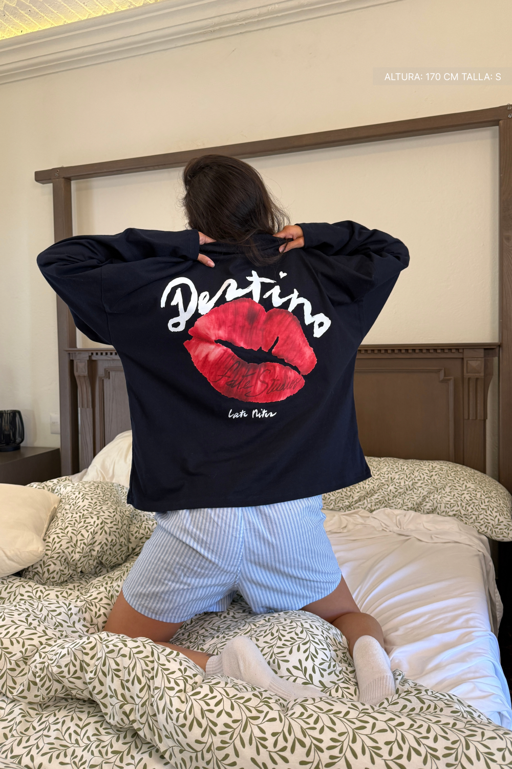 Midnight Kiss Longsleeve Navy Blue · 04
