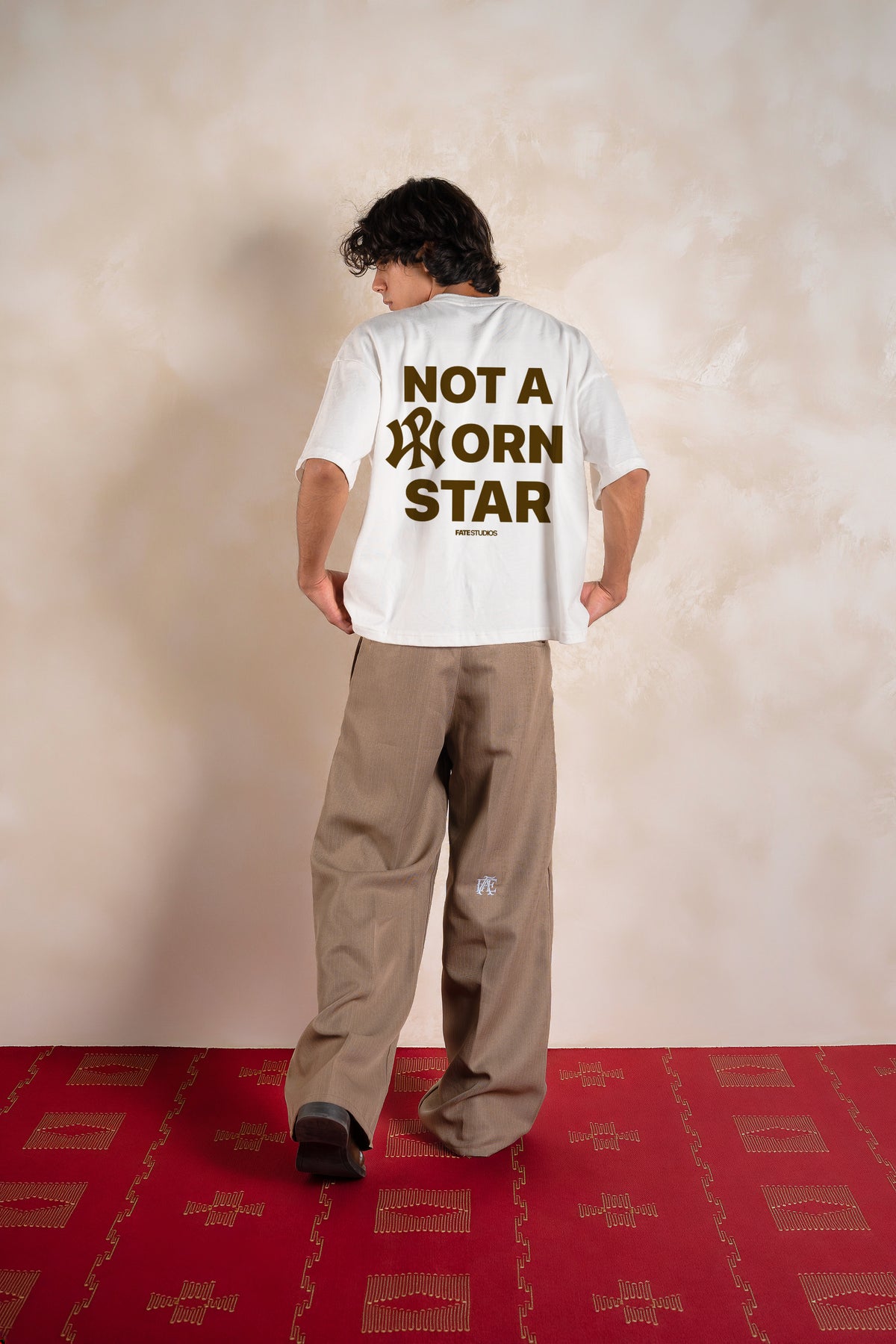 Not A Porn Star Tee Ivory — Editorial trasera