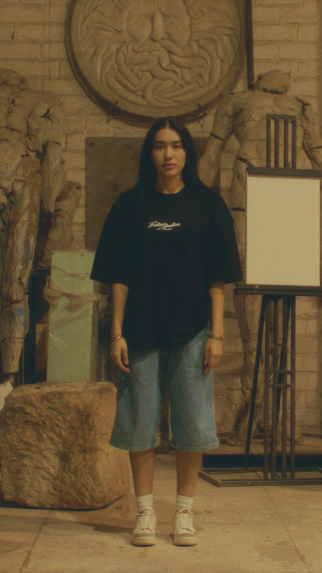 Love Hunter Tee Black