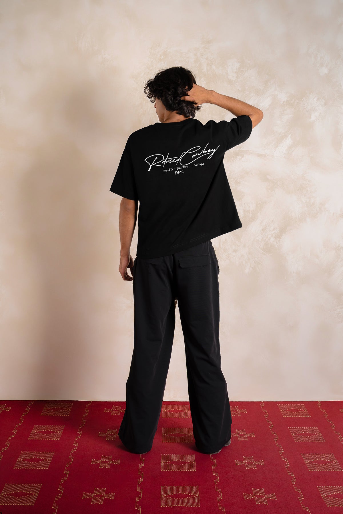 Retired Cowboy Tee Black — Editorial FATE · Espalda · Lookbook 2026-09-21